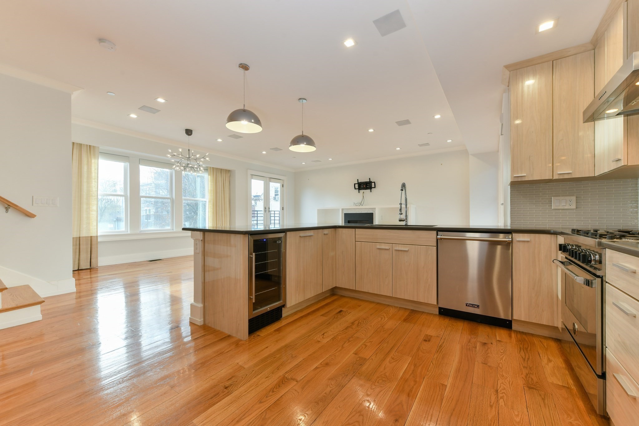 166 Gold St. # 166 Property Photo 6