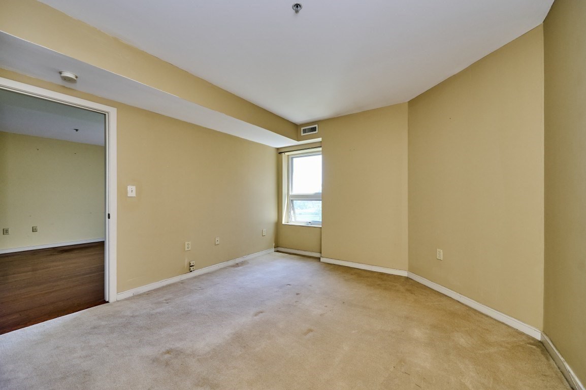 175 Cottage St # 504 Property Photo 13