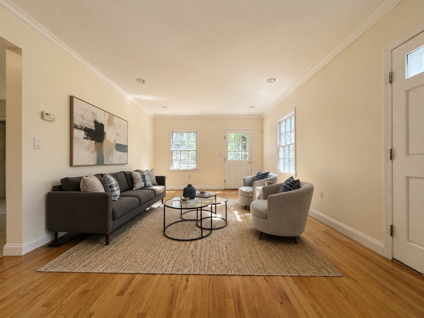 27 Sulivan Ave Property Photo 8