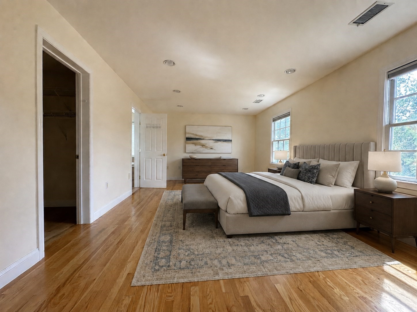 27 Sulivan Ave Property Photo 9