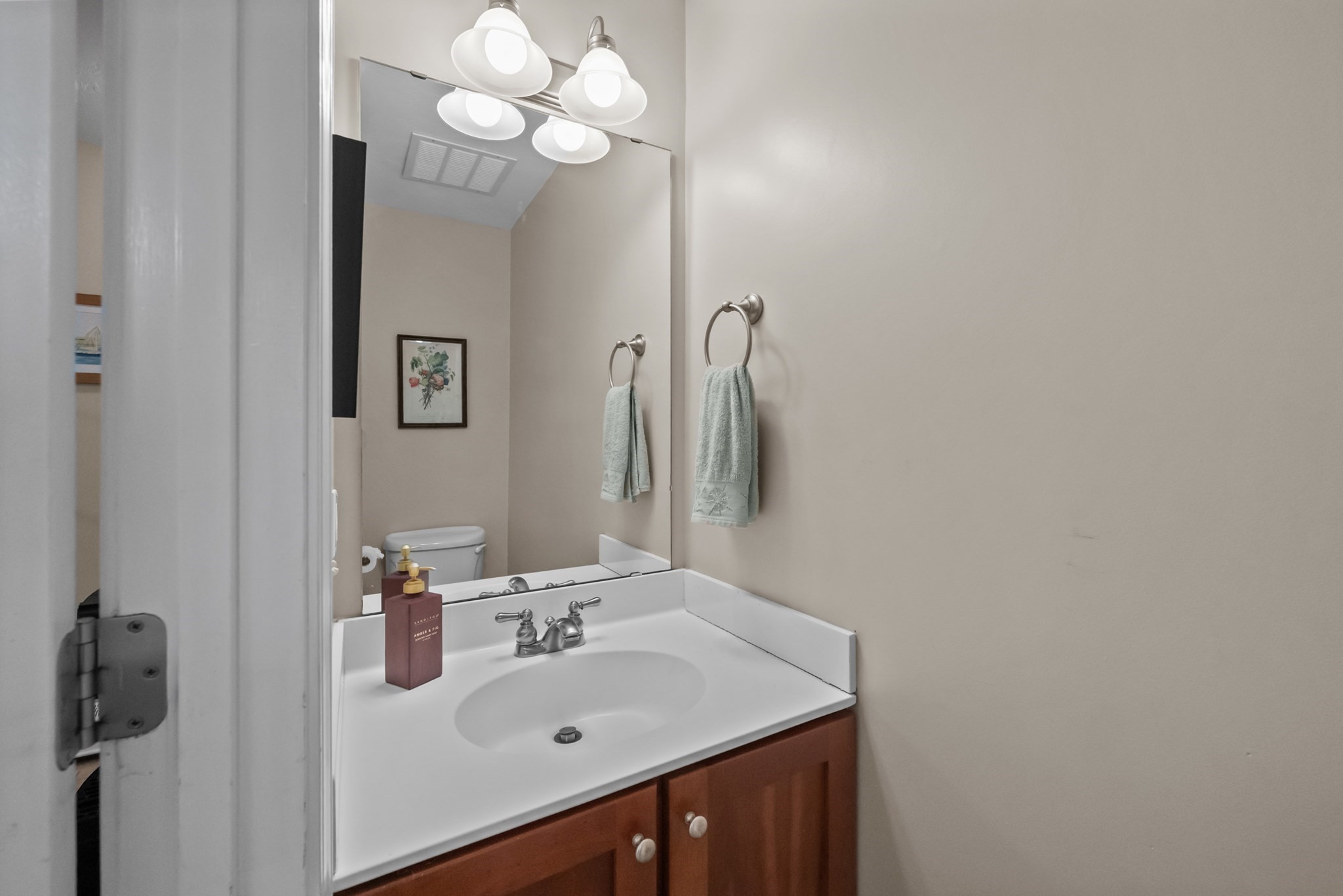 114 Elmwood Avenue Property Photo 25