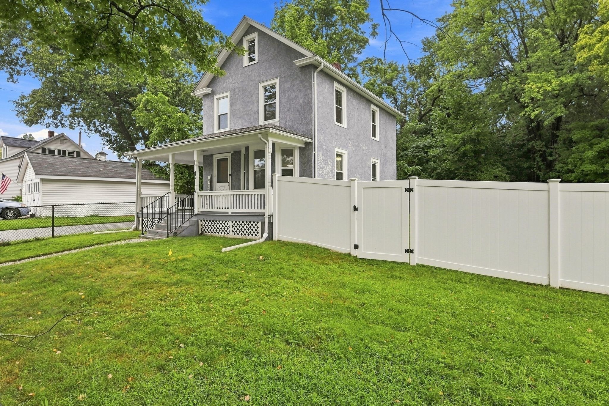 15 Oxford Pl Property Photo 2