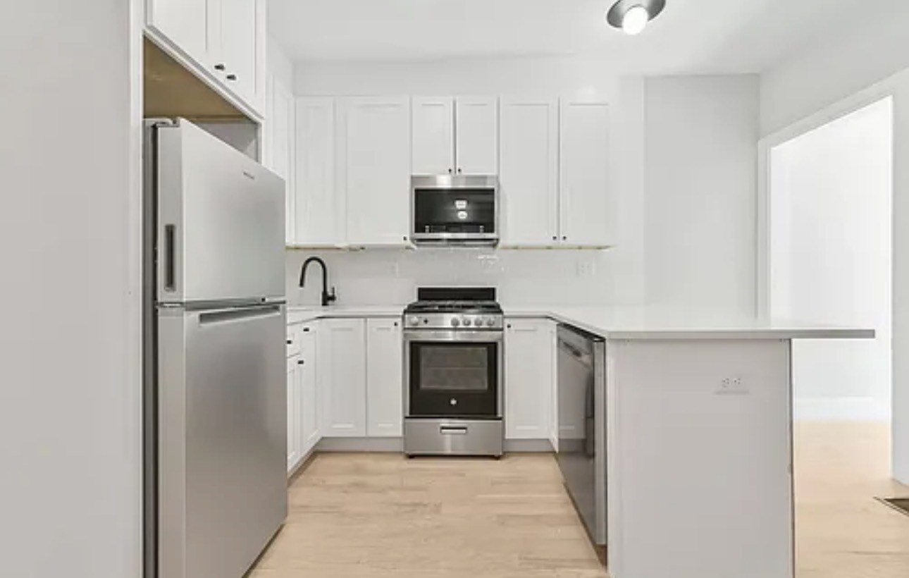 177 Chelsea Street # 1 Property Photo 4