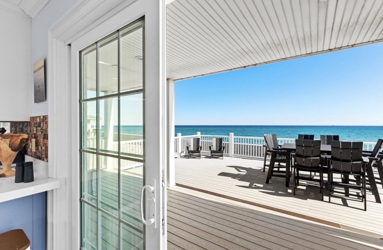 308 Ocean St Property Photo 5