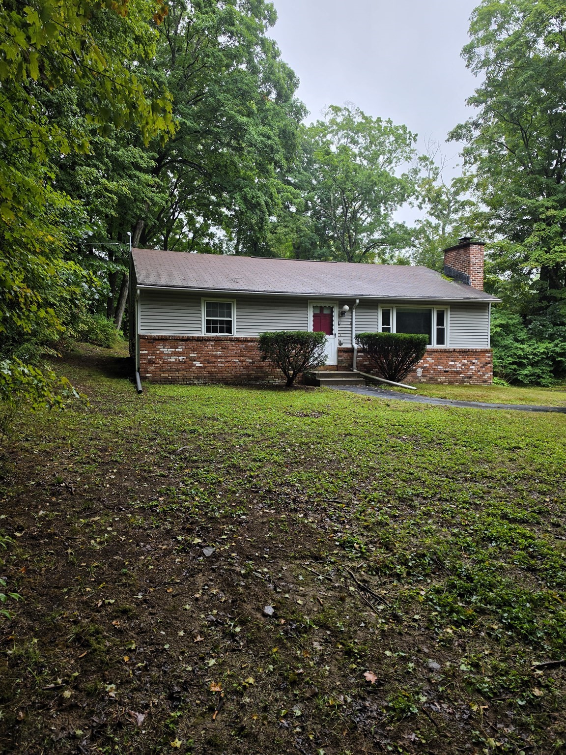 274 Amherst Street Property Photo 3