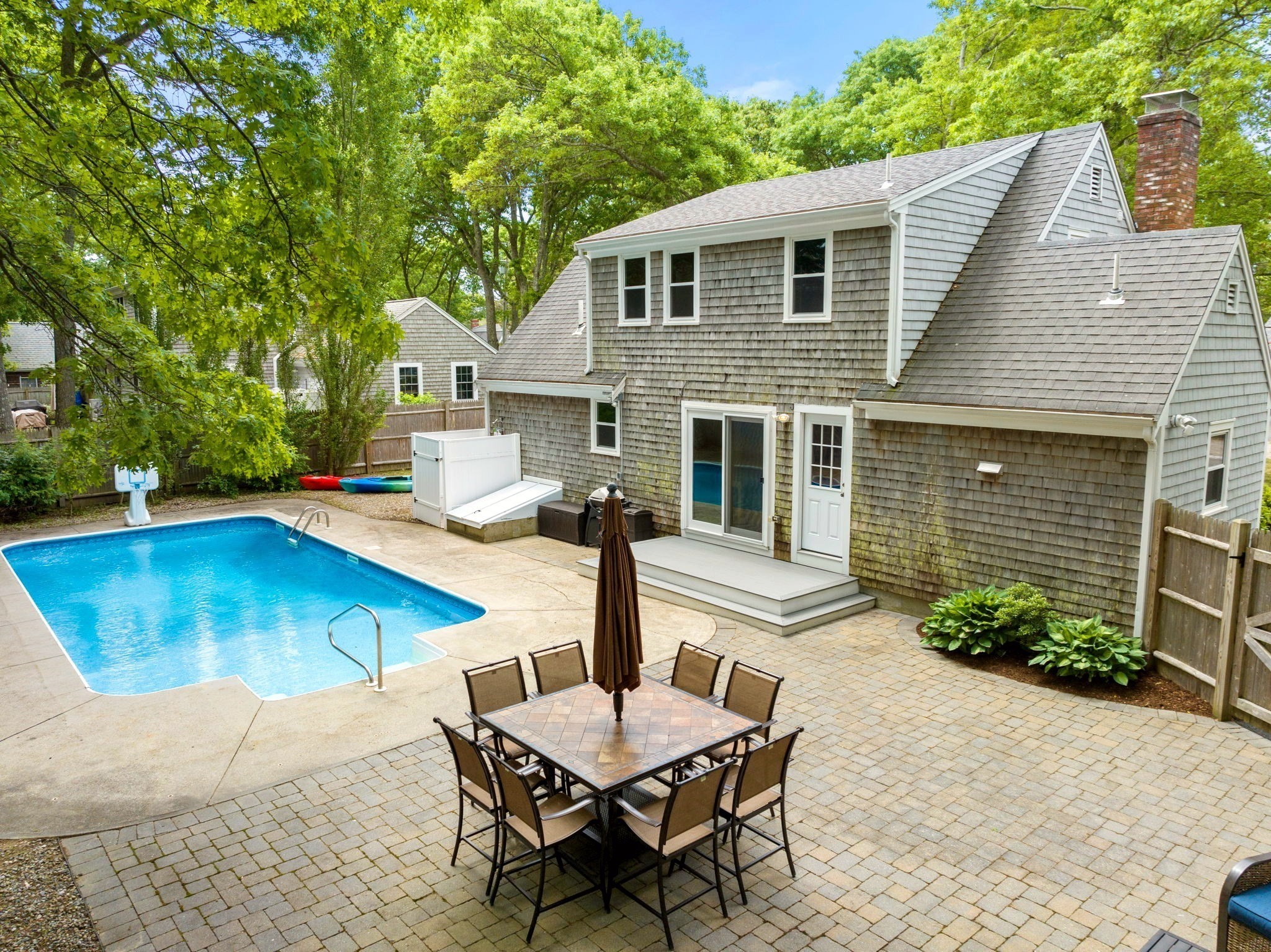24 E Harbor Dr Property Photo 1