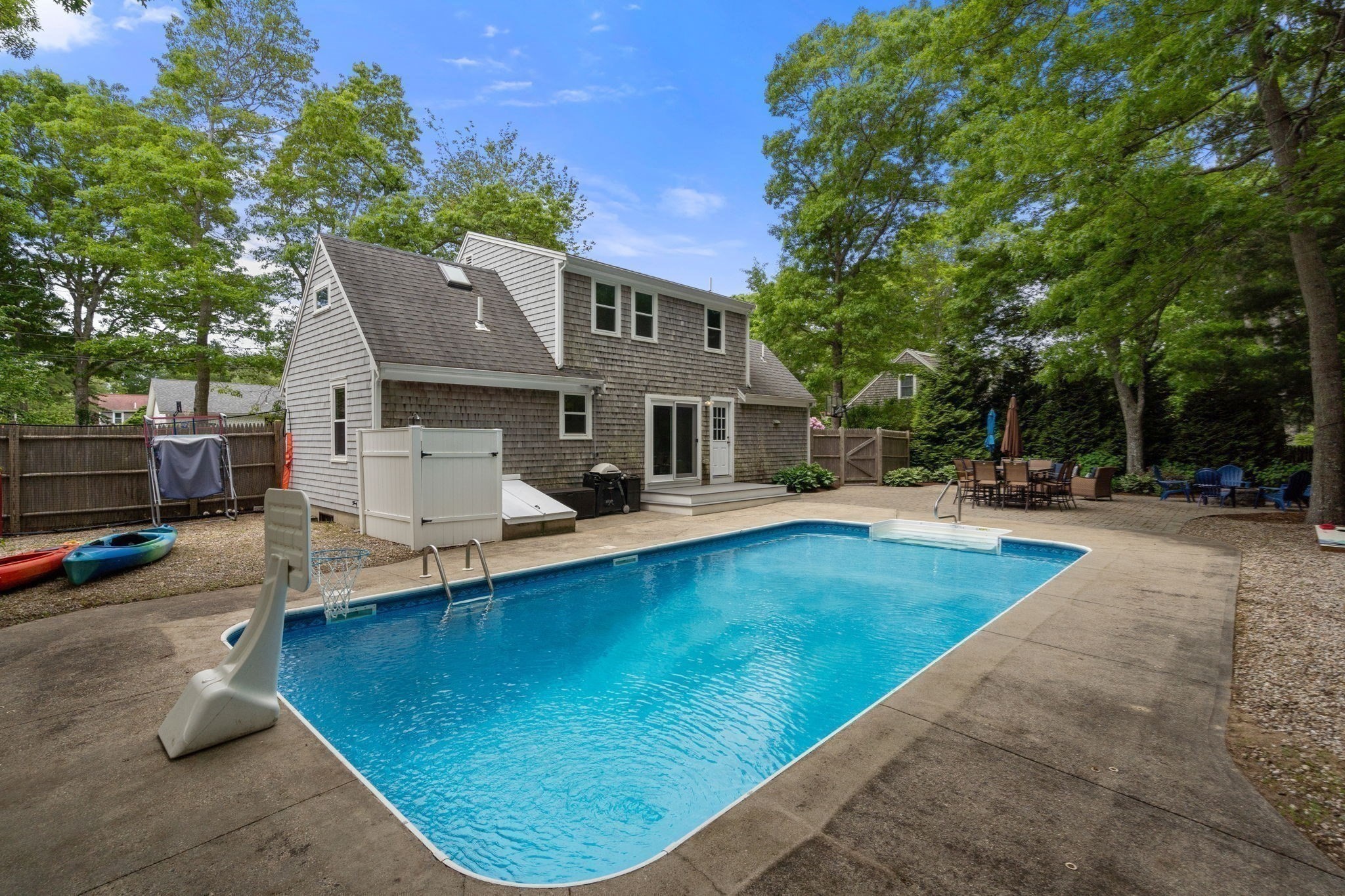24 E Harbor Dr Property Photo 4