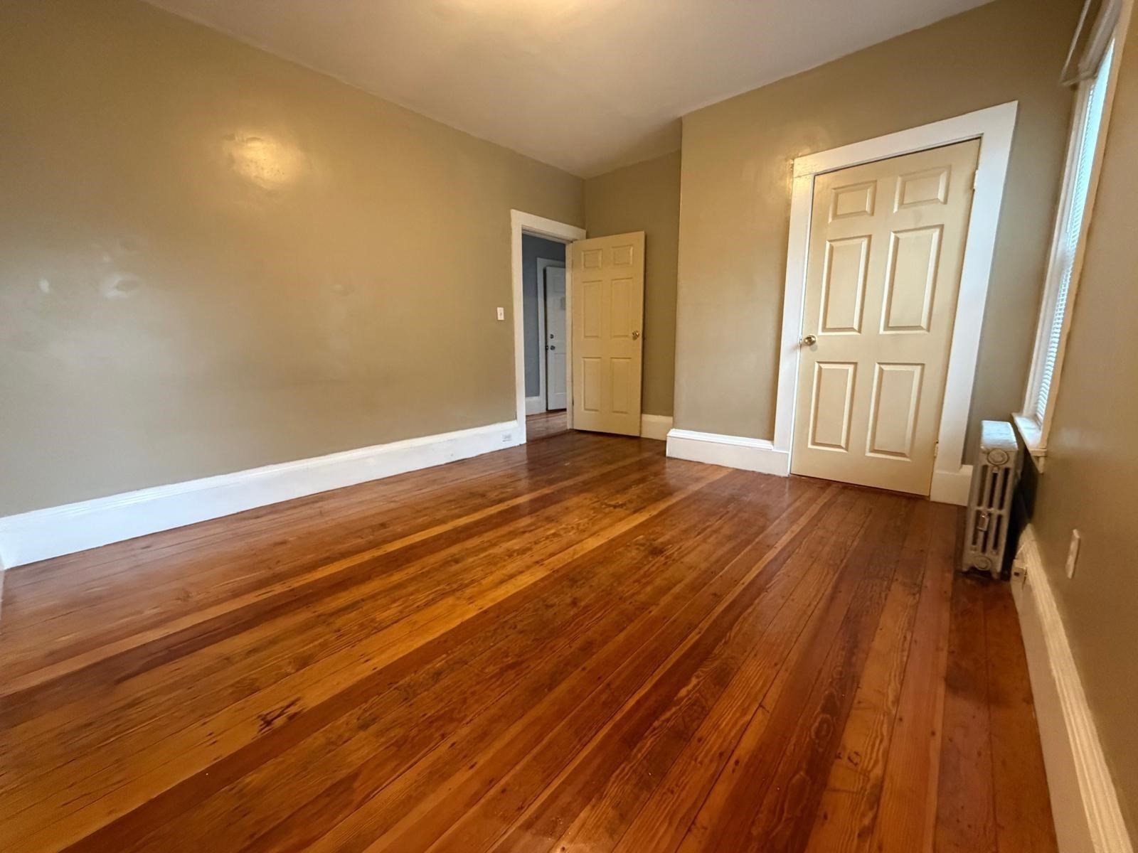 18 Hendry # 2 Property Photo 6