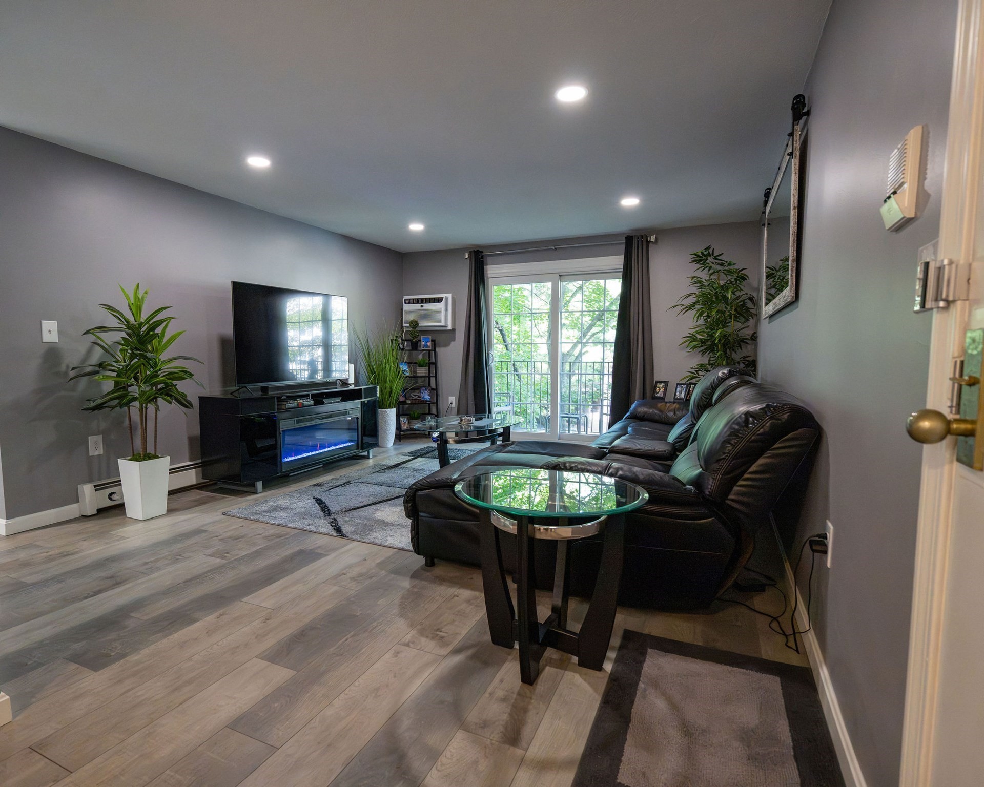6 Autumn Leaf Dr # 18 Property Photo 7