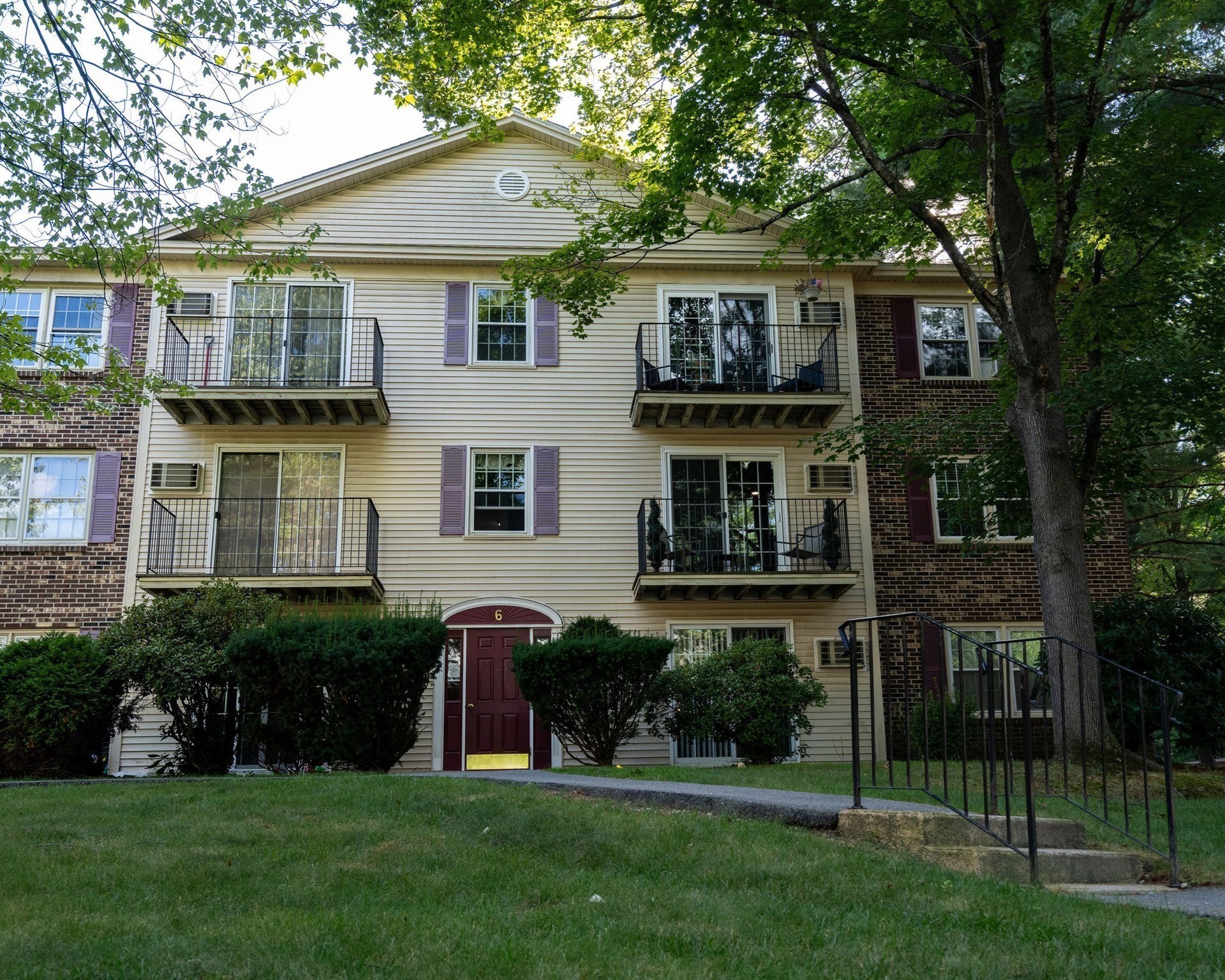 6 Autumn Leaf Dr # 18 Property Photo 18