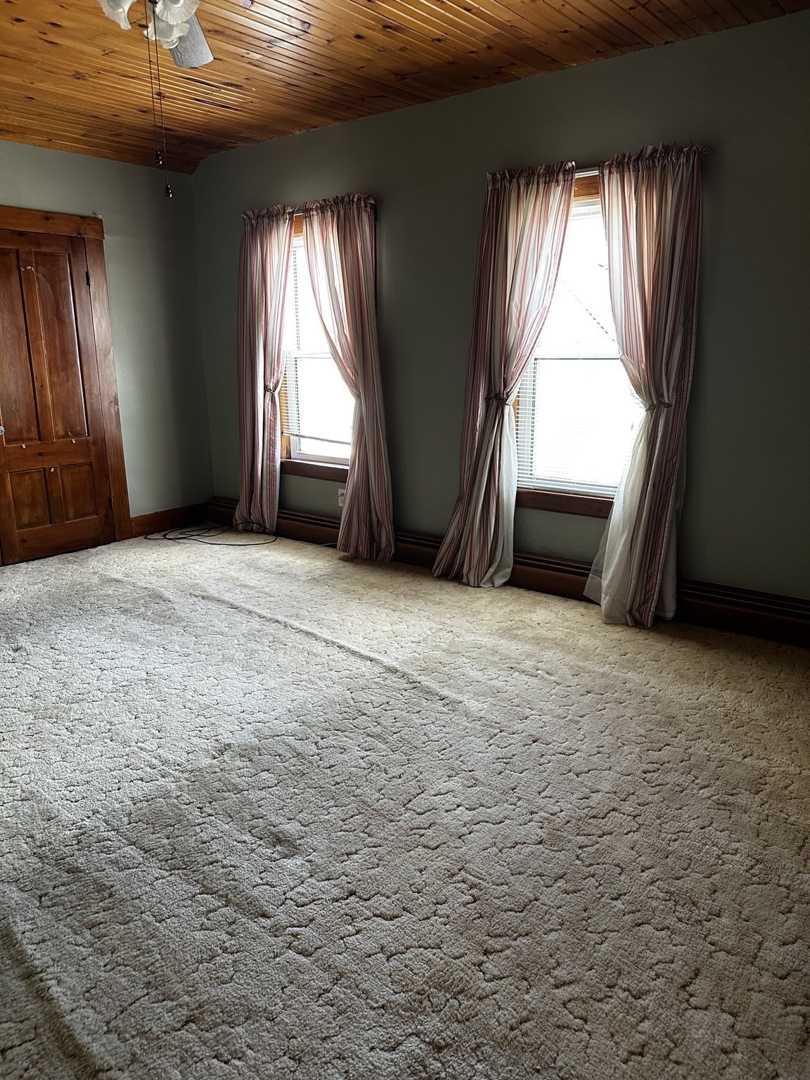 168 Howard St Property Photo 15