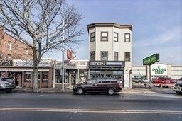 132-134 S Broadway Property Photo 1