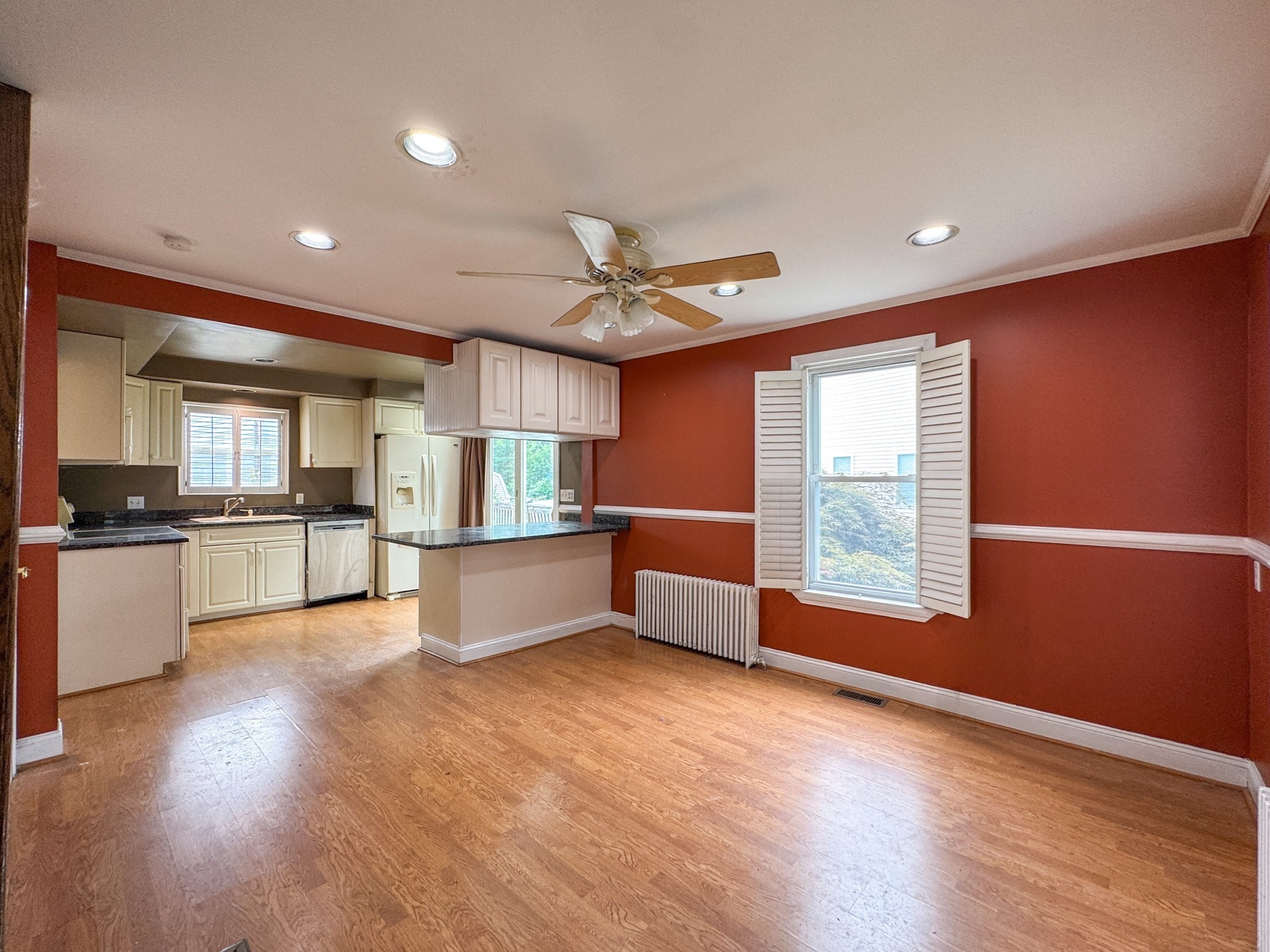 116 Leedham St Property Photo 8