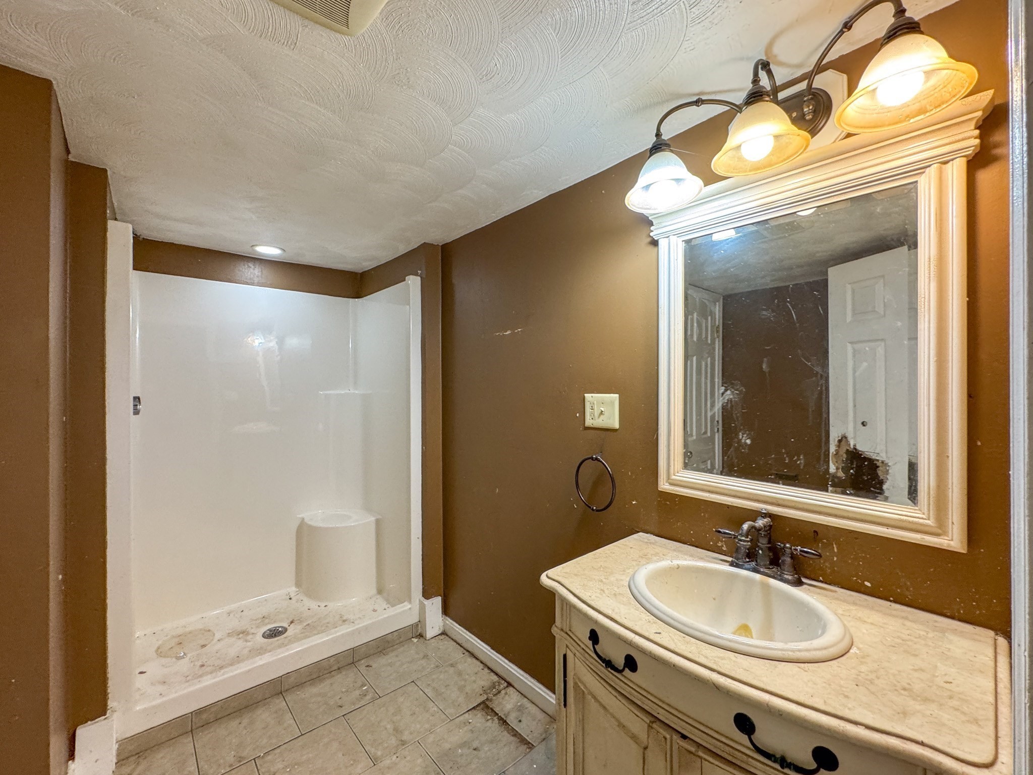 116 Leedham St Property Photo 11