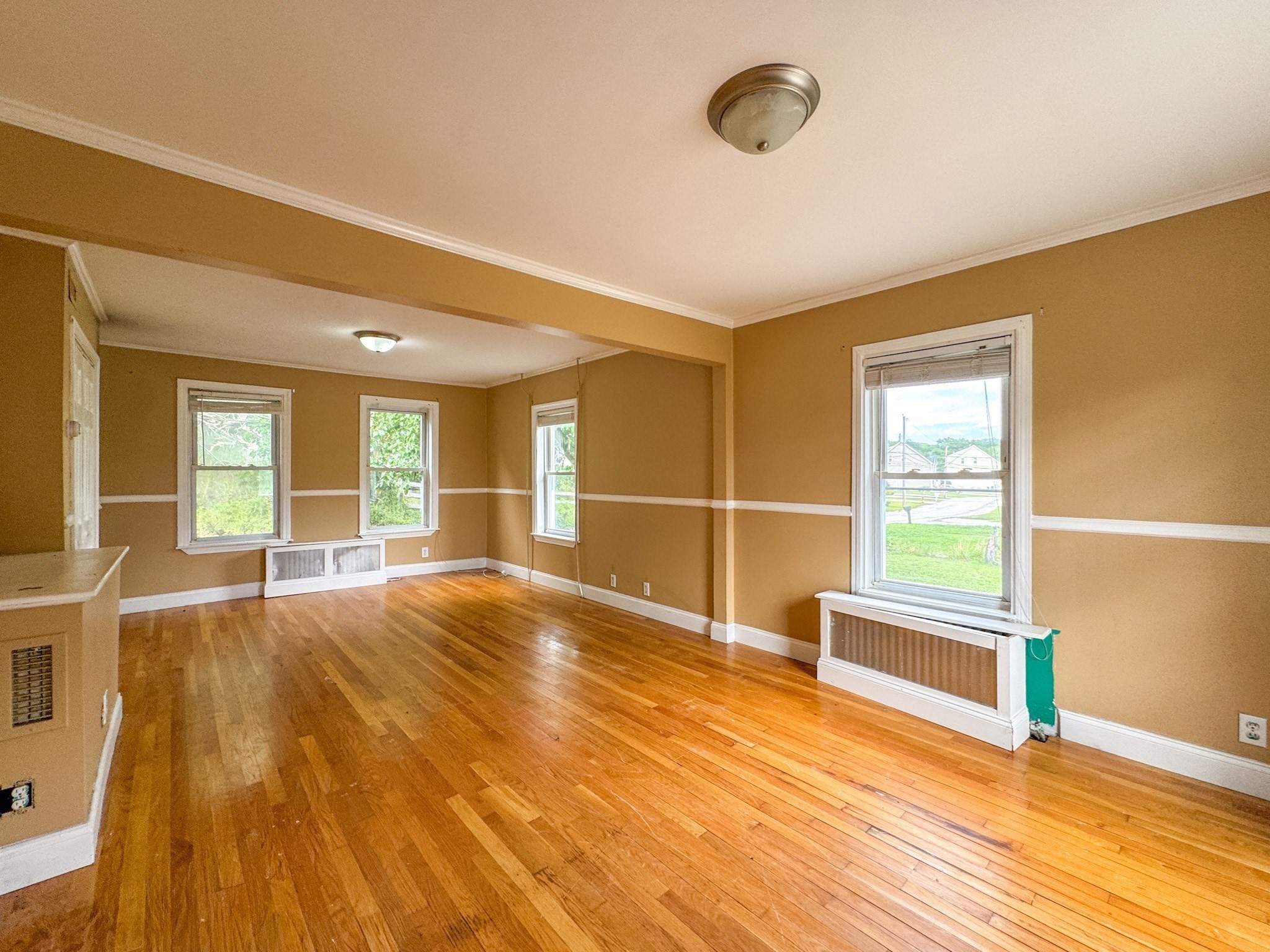 116 Leedham St Property Photo 14