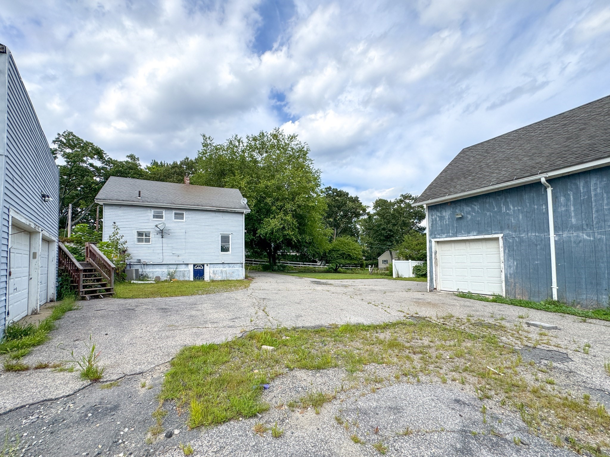 116 Leedham St Property Photo 25