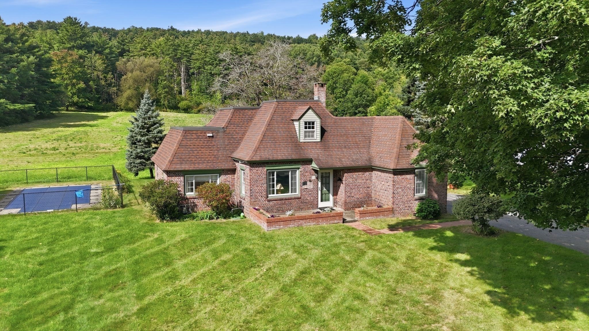 88 Homestead Avenue Property Photo 37