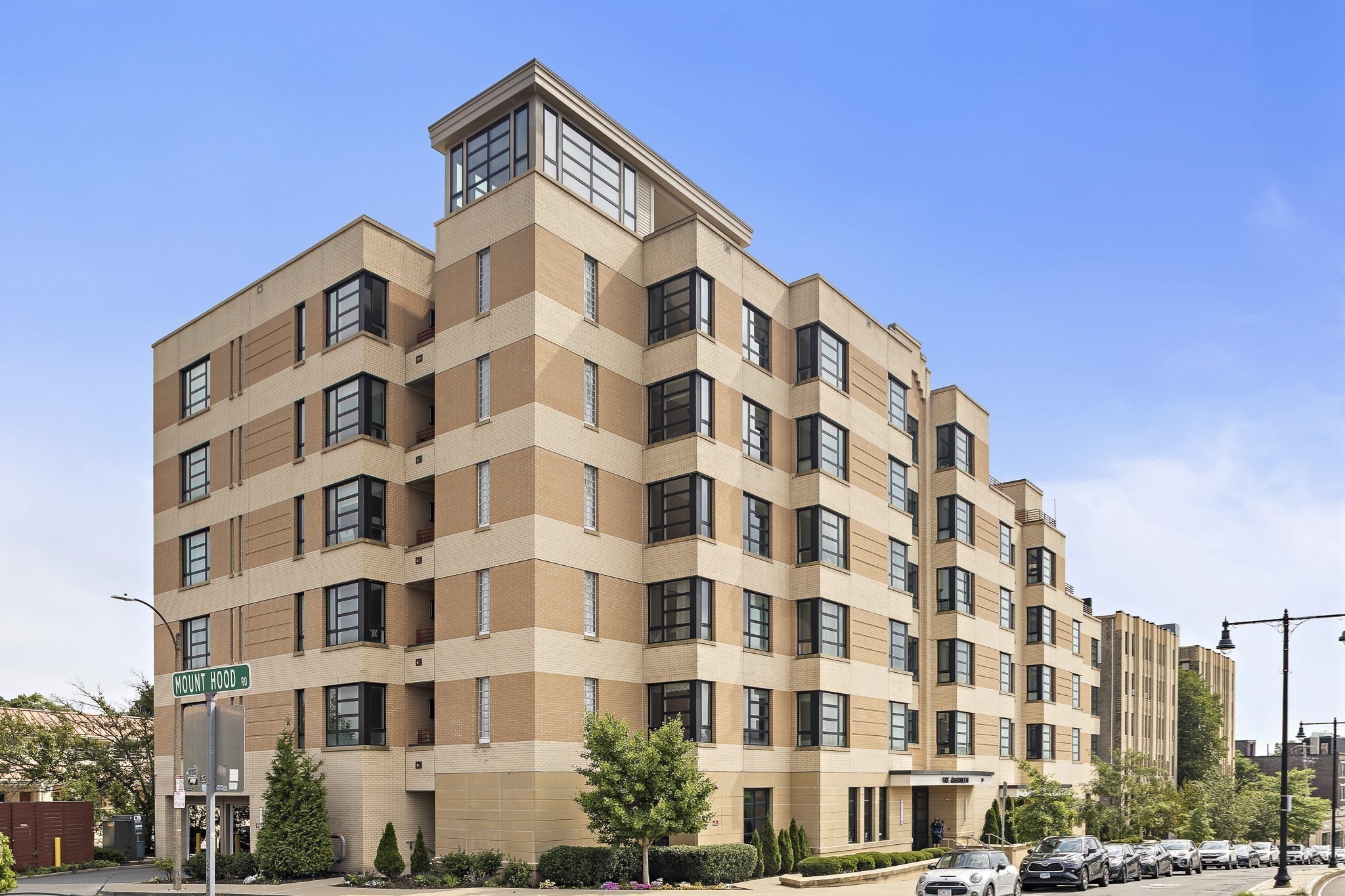 1650 Commonwealth Ave # 204 Property Photo 1