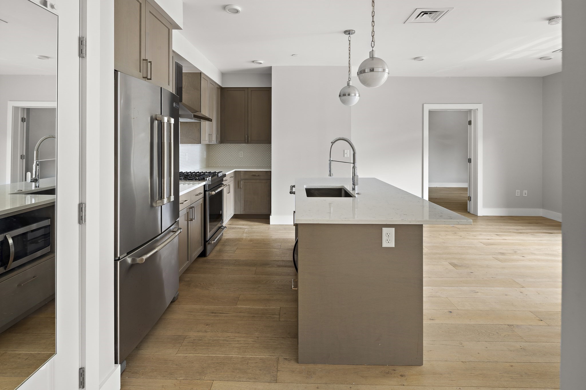 1650 Commonwealth Ave # 204 Property Photo 10