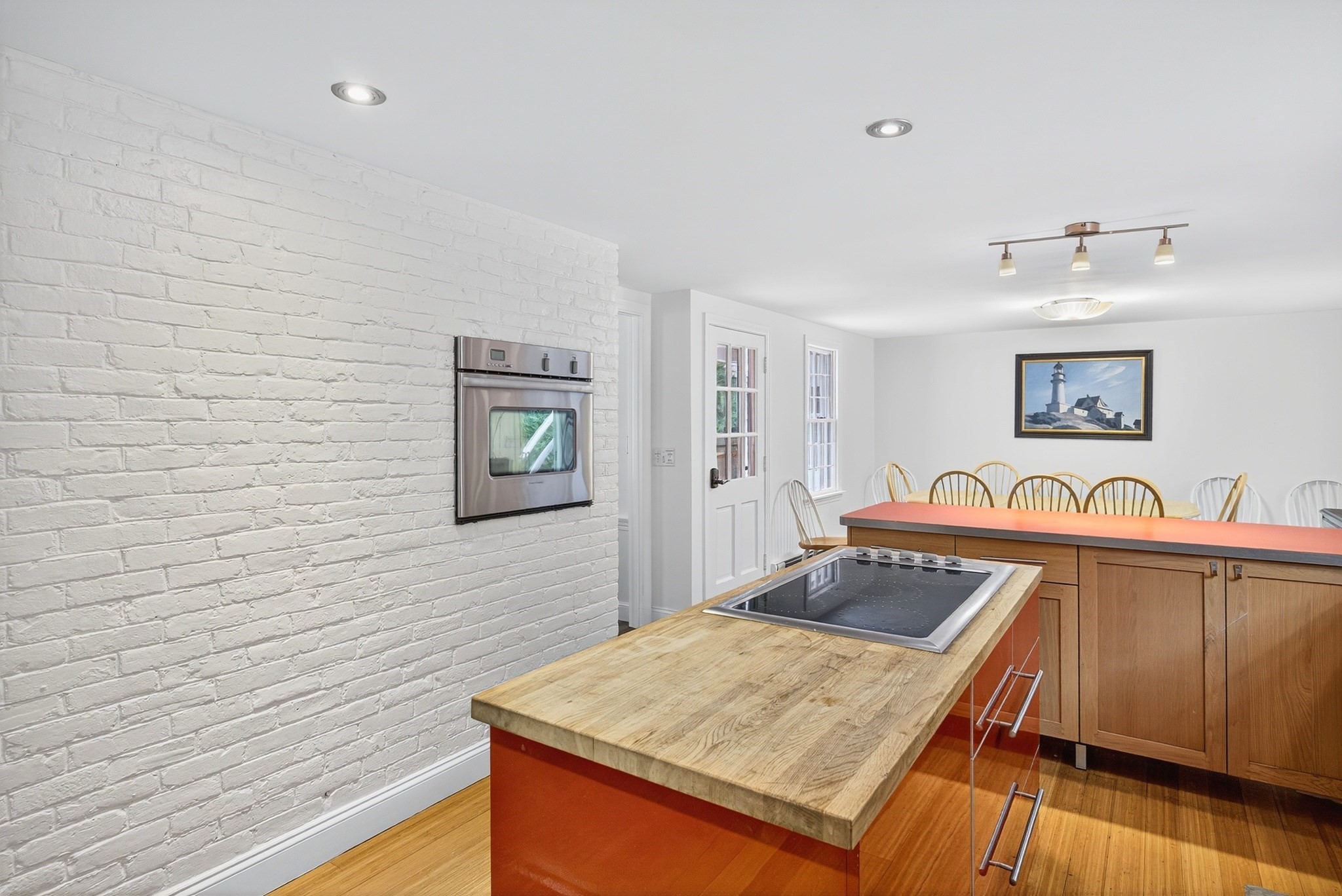 13 Two Ponds Rd Property Photo 5