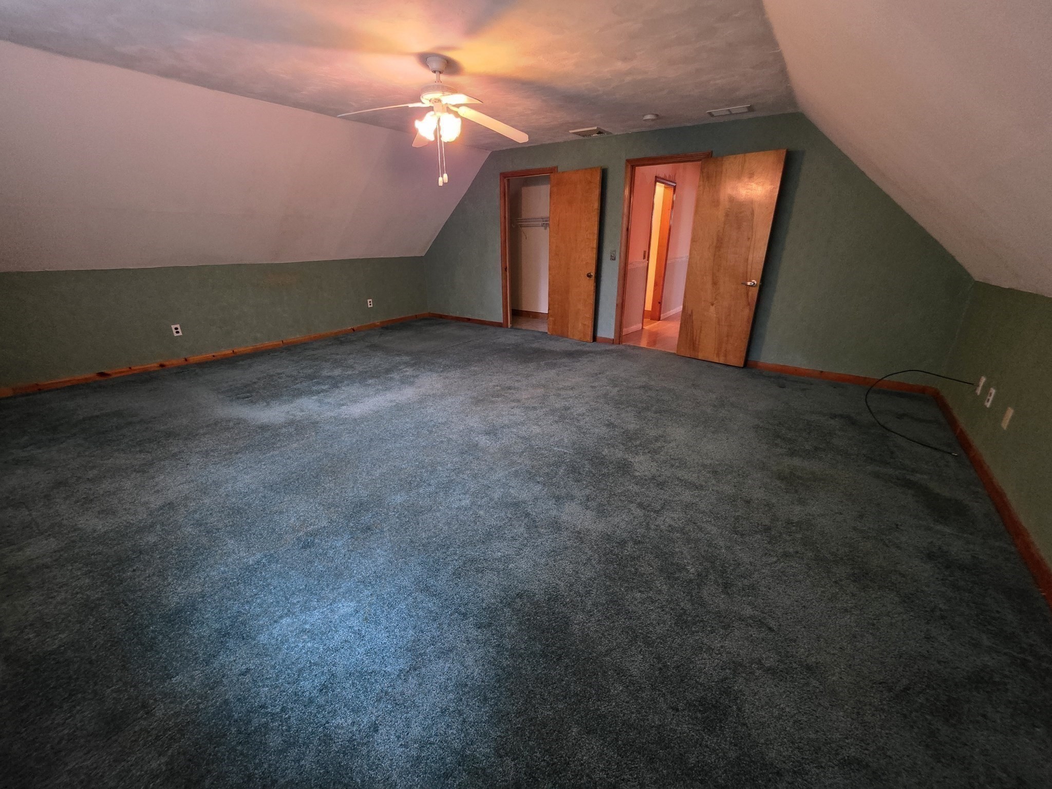 947 Main St Property Photo 12