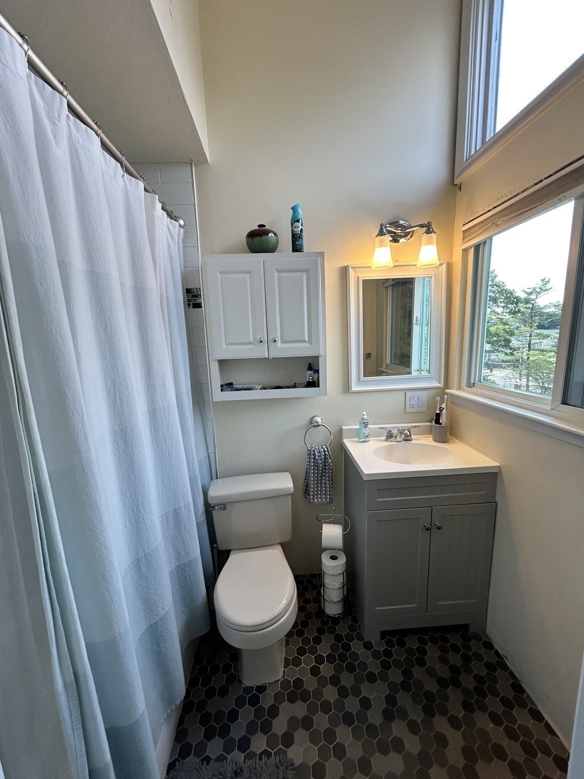 231 Lake Street # B Property Photo 7