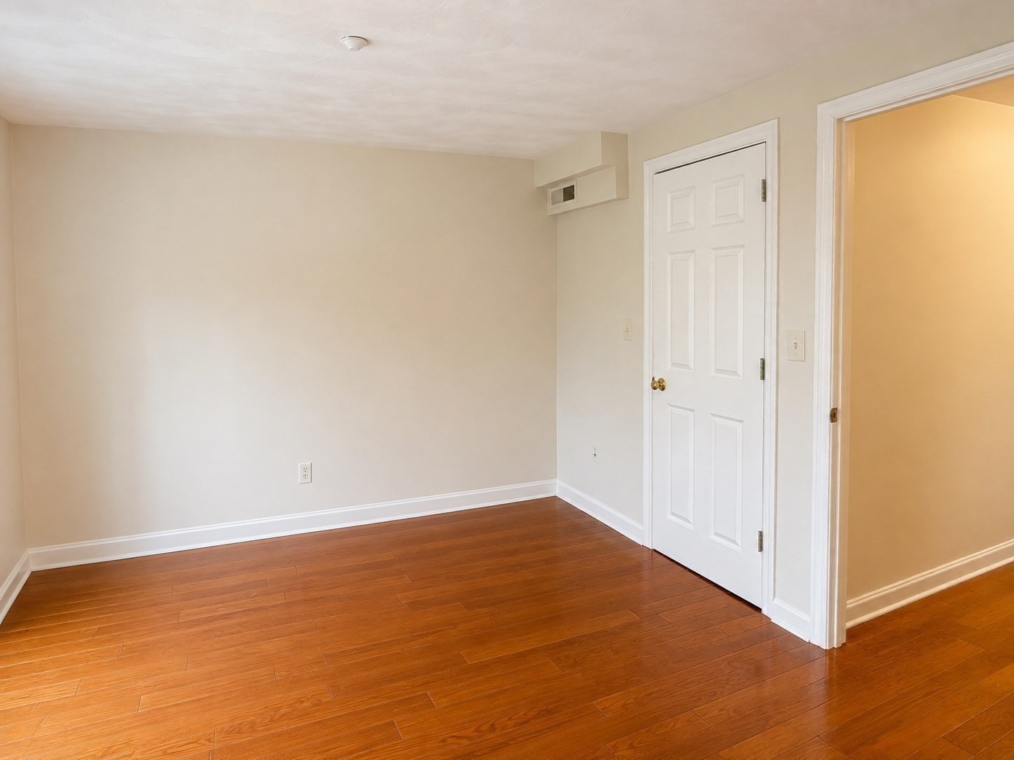 5269 Washington St # B Property Photo 21