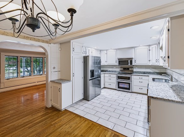 7 Crestwood Rd Property Photo 2