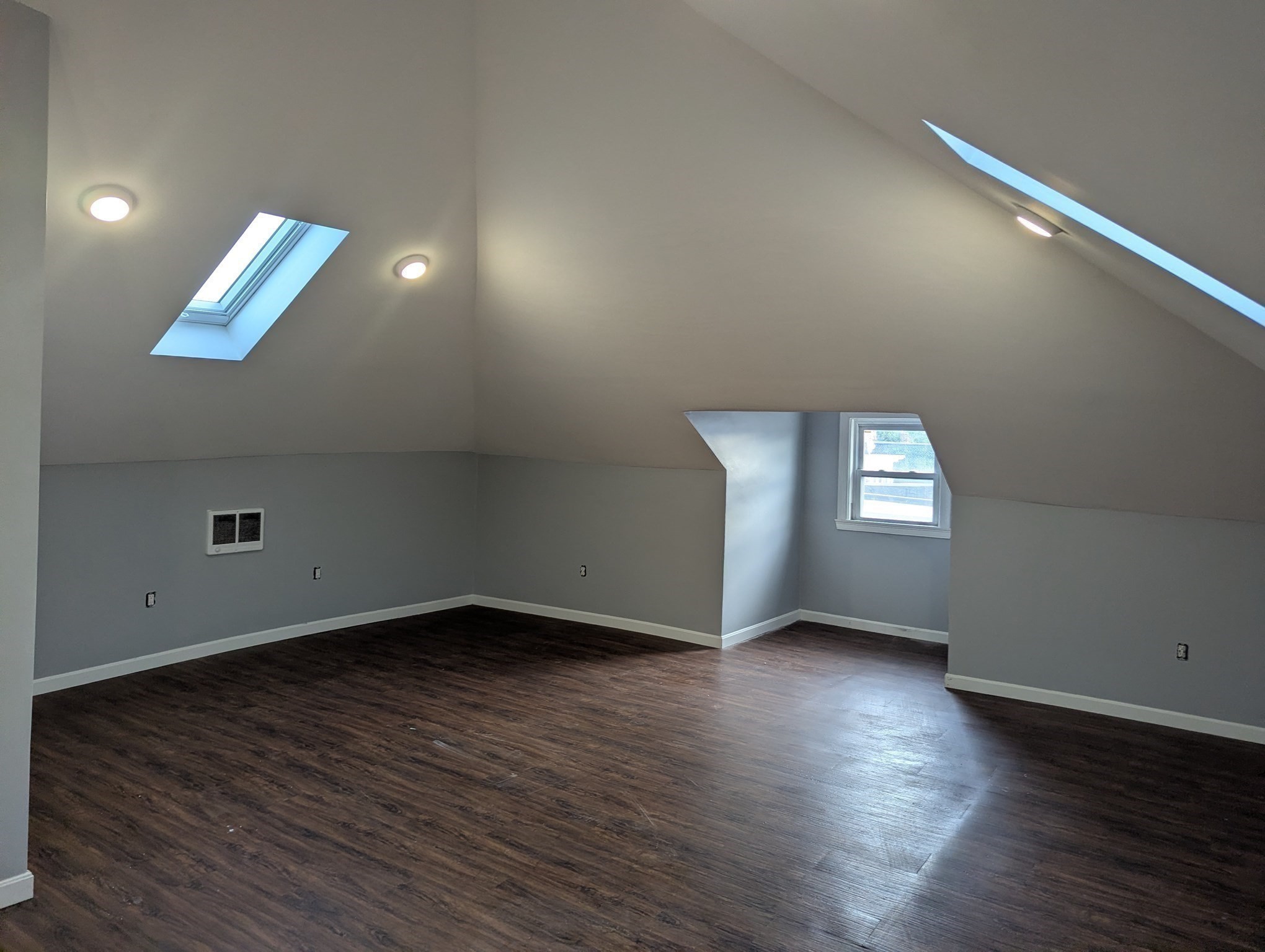 43 Whitfield St # 3 Property Photo 11