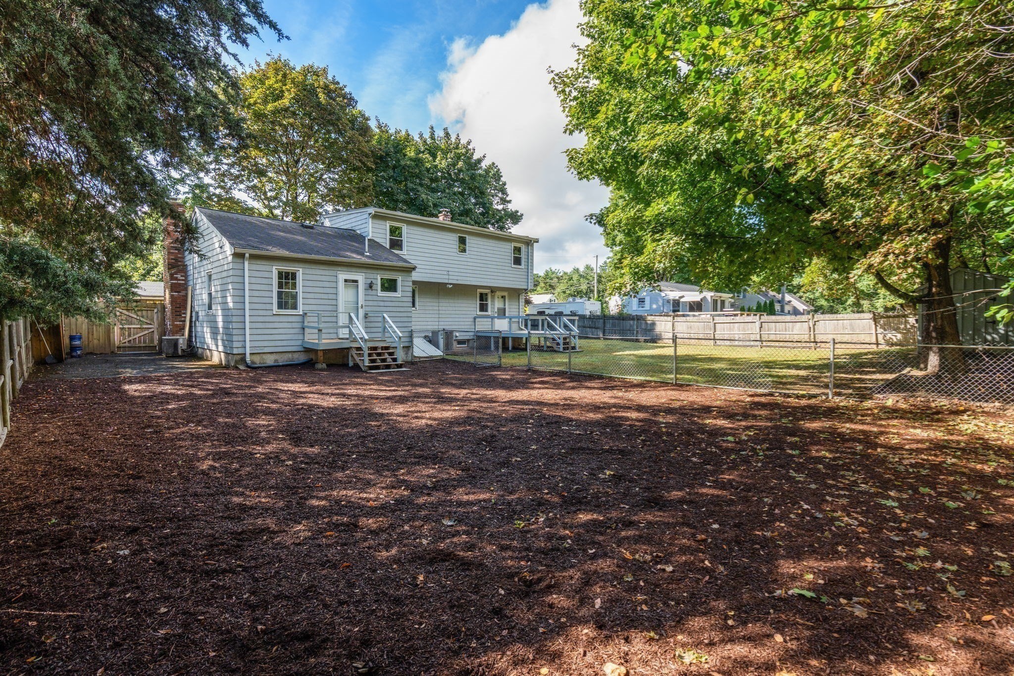 11 Munroe Dr Property Photo 30