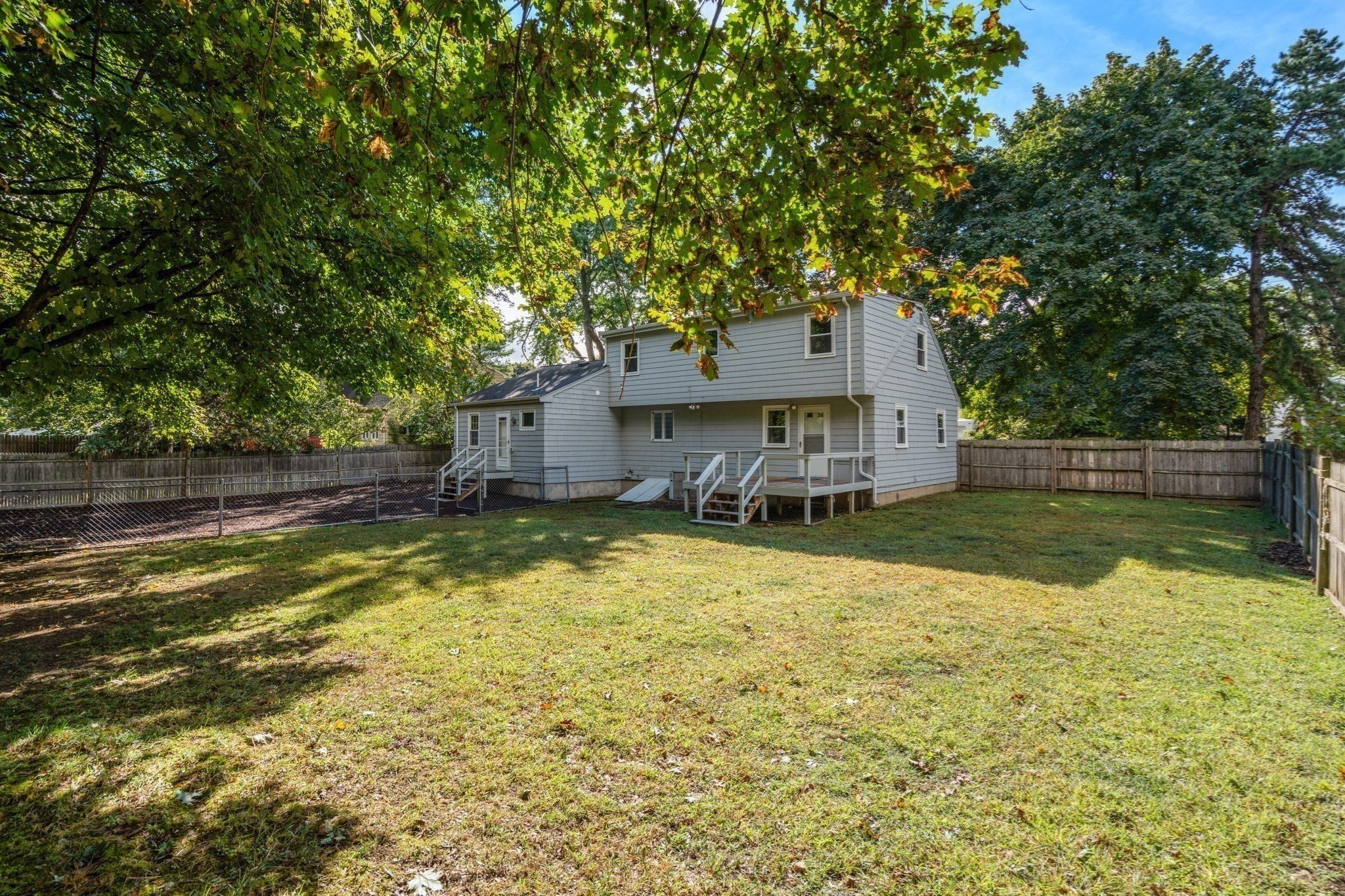 11 Munroe Dr Property Photo 32