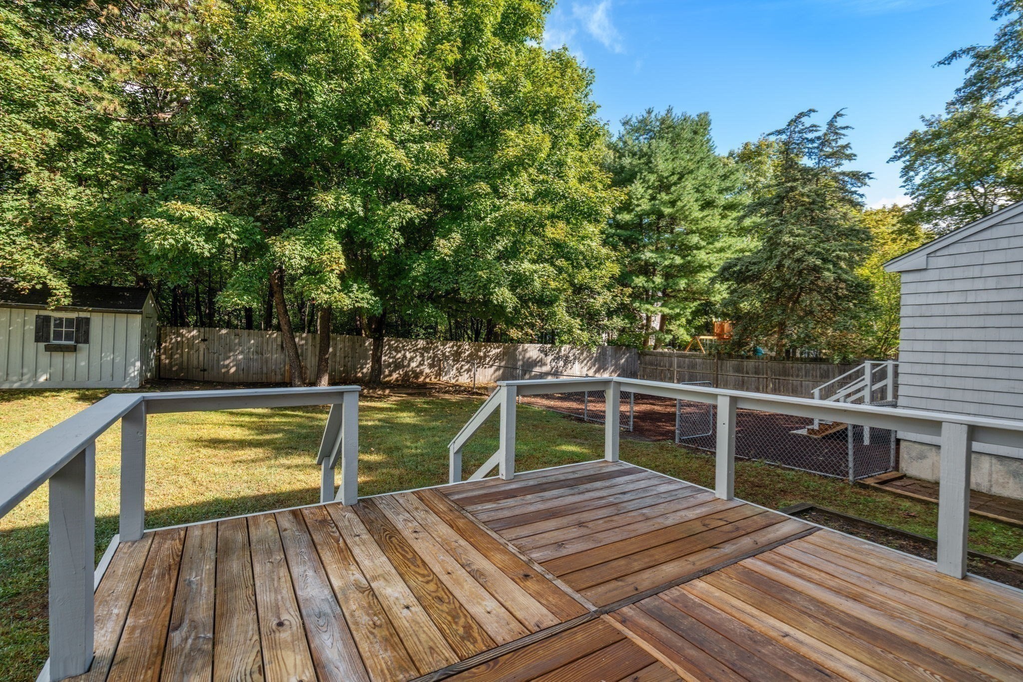 11 Munroe Dr Property Photo 35