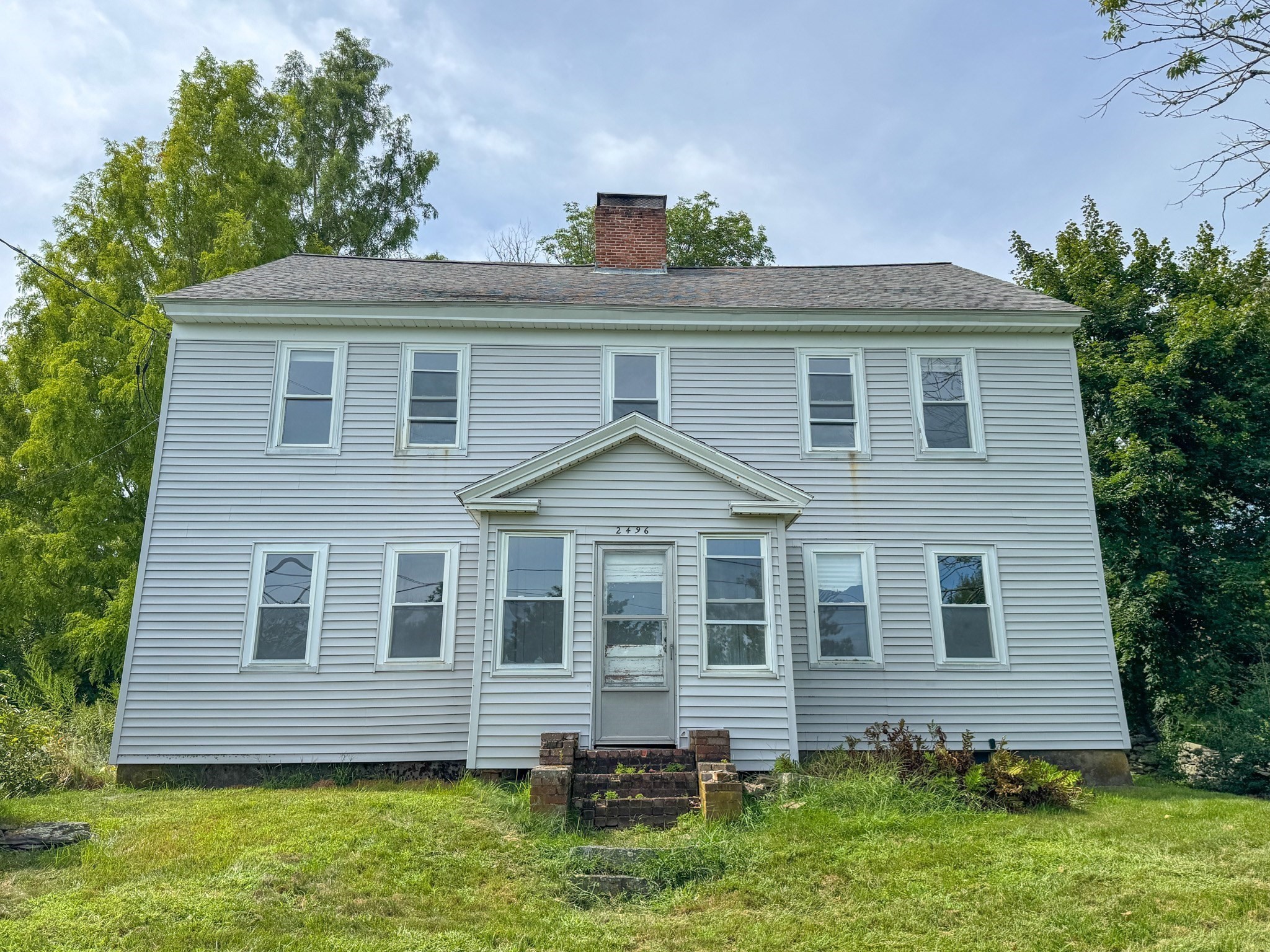 2496 Pleasant St Property Photo 1