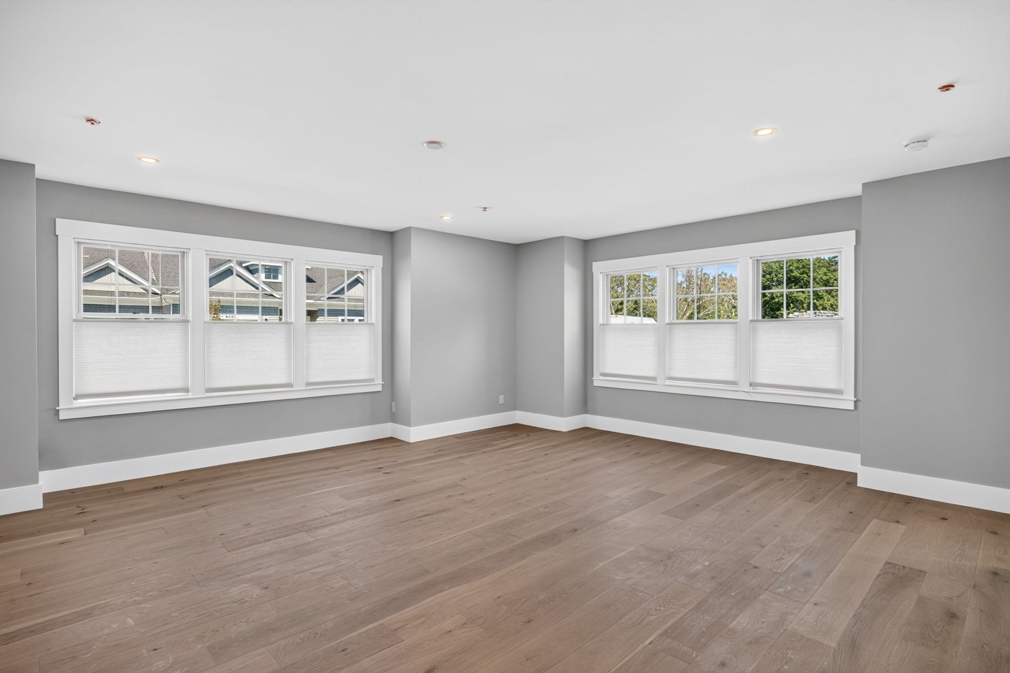 533 Woods Hole Road # E101 Property Photo 9