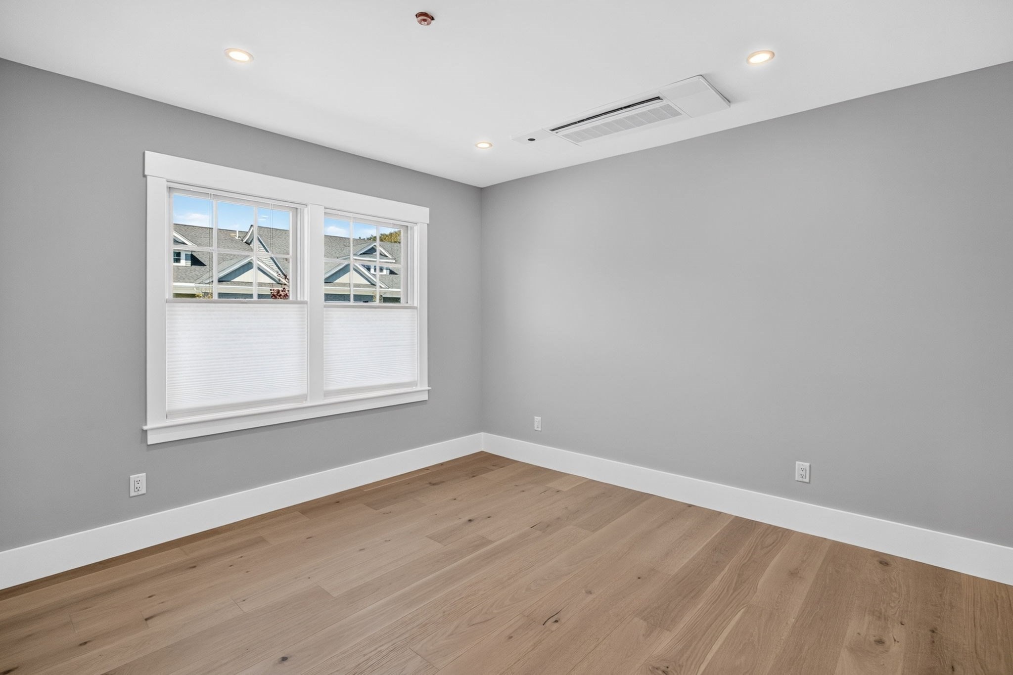 533 Woods Hole Road # E101 Property Photo 11