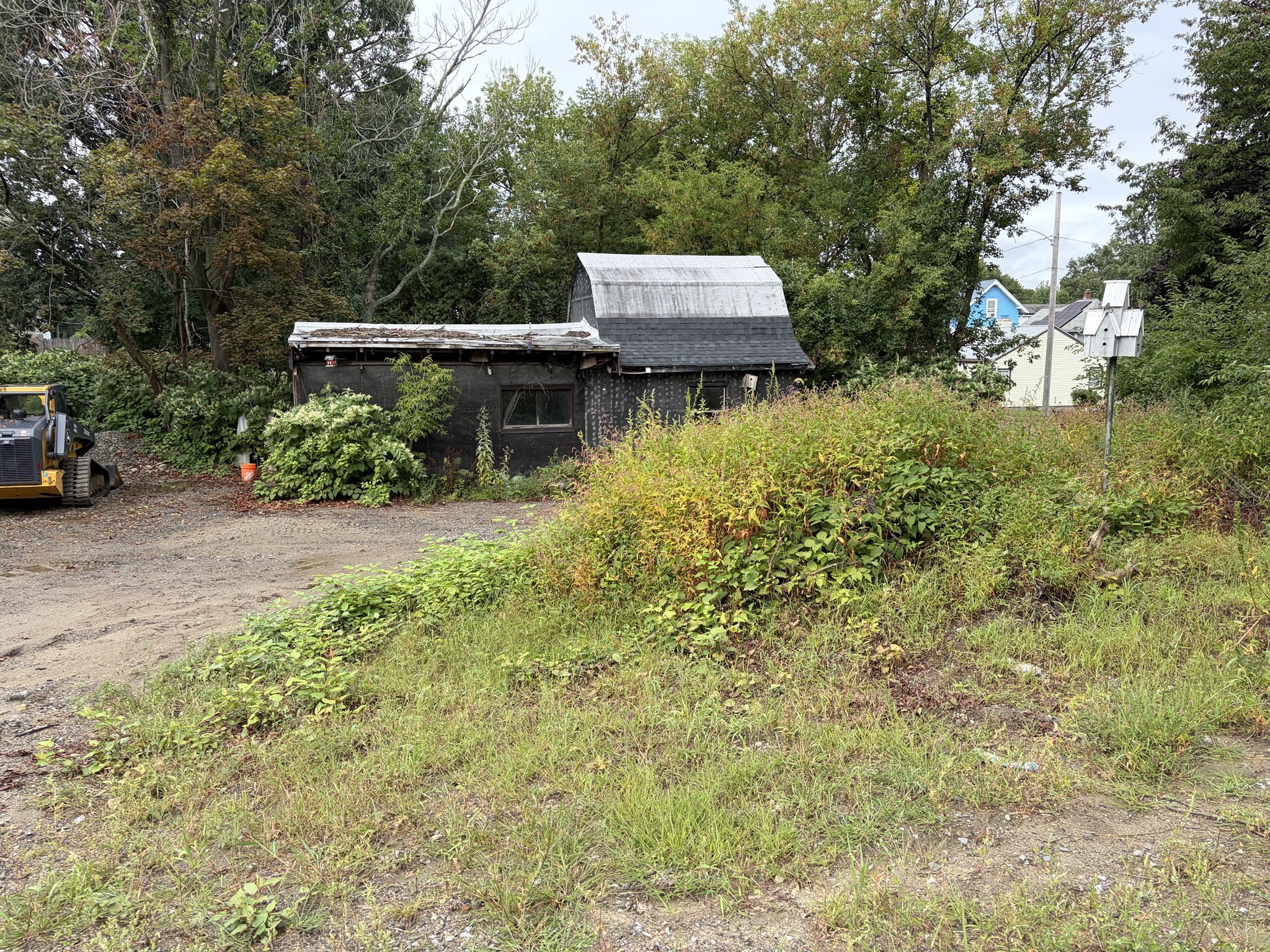 21-23 Maranda Street Property Photo 3