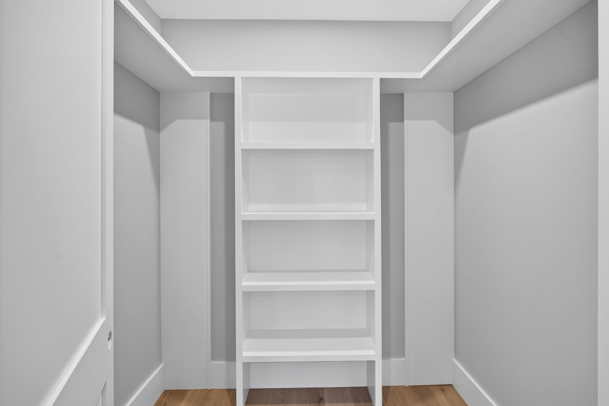 533 Woods Hole Road # E102 Property Photo 11