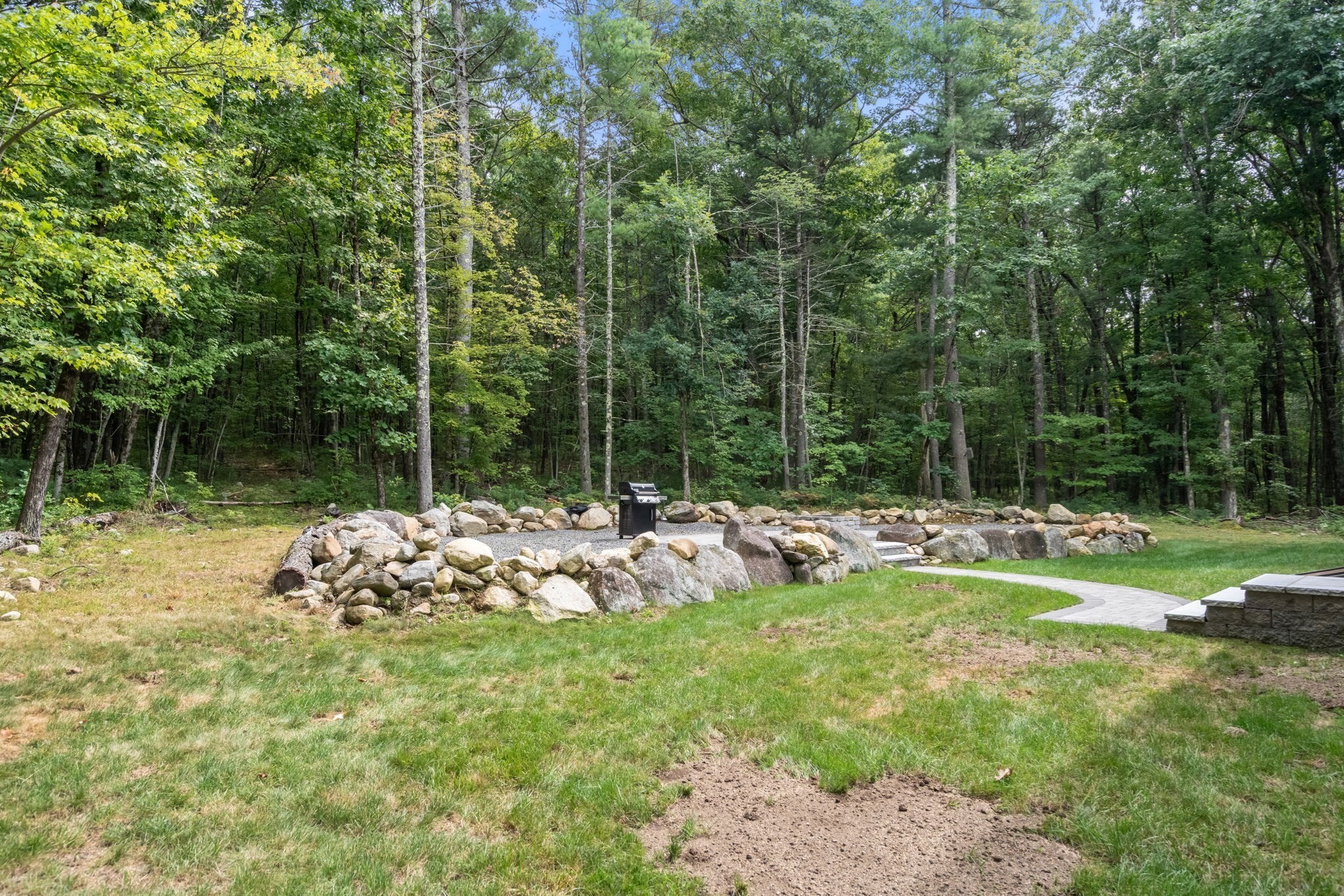 181 Sterling Rd Property Photo 28