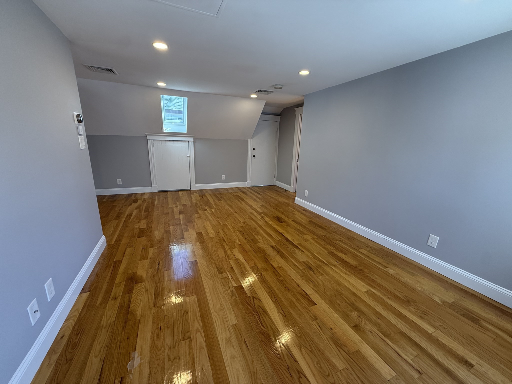 10 Tolman St # 3 Property Photo 4