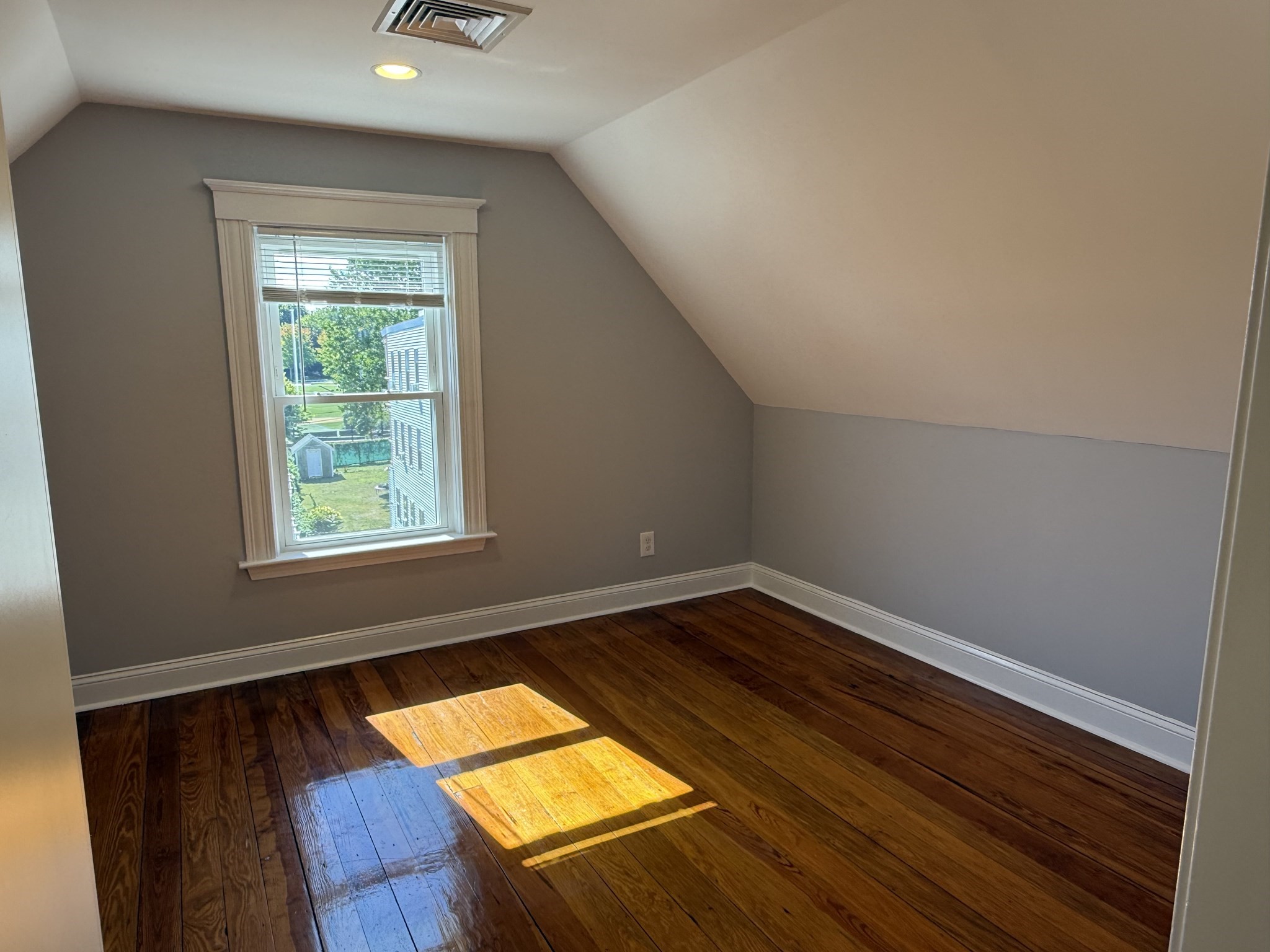 10 Tolman St # 3 Property Photo 9