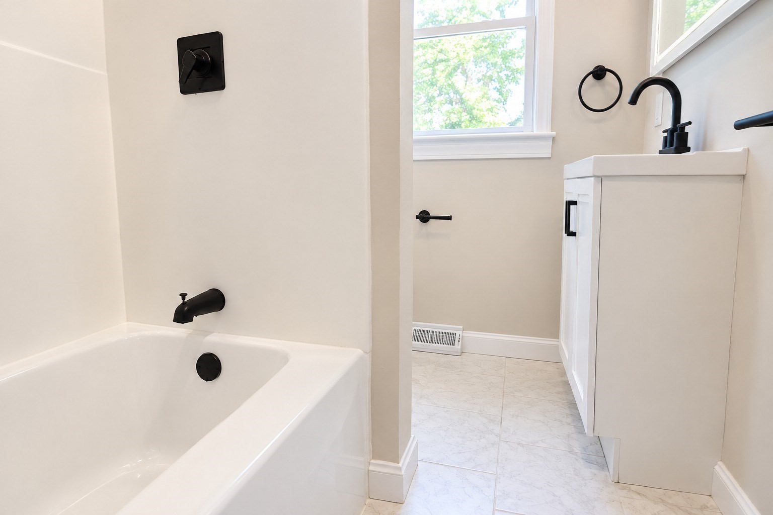 117 Lexington Ave Property Photo 12