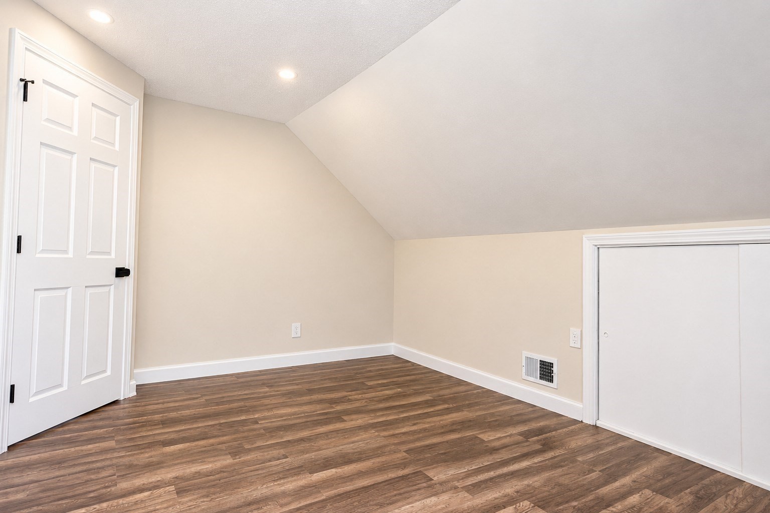 117 Lexington Ave Property Photo 15