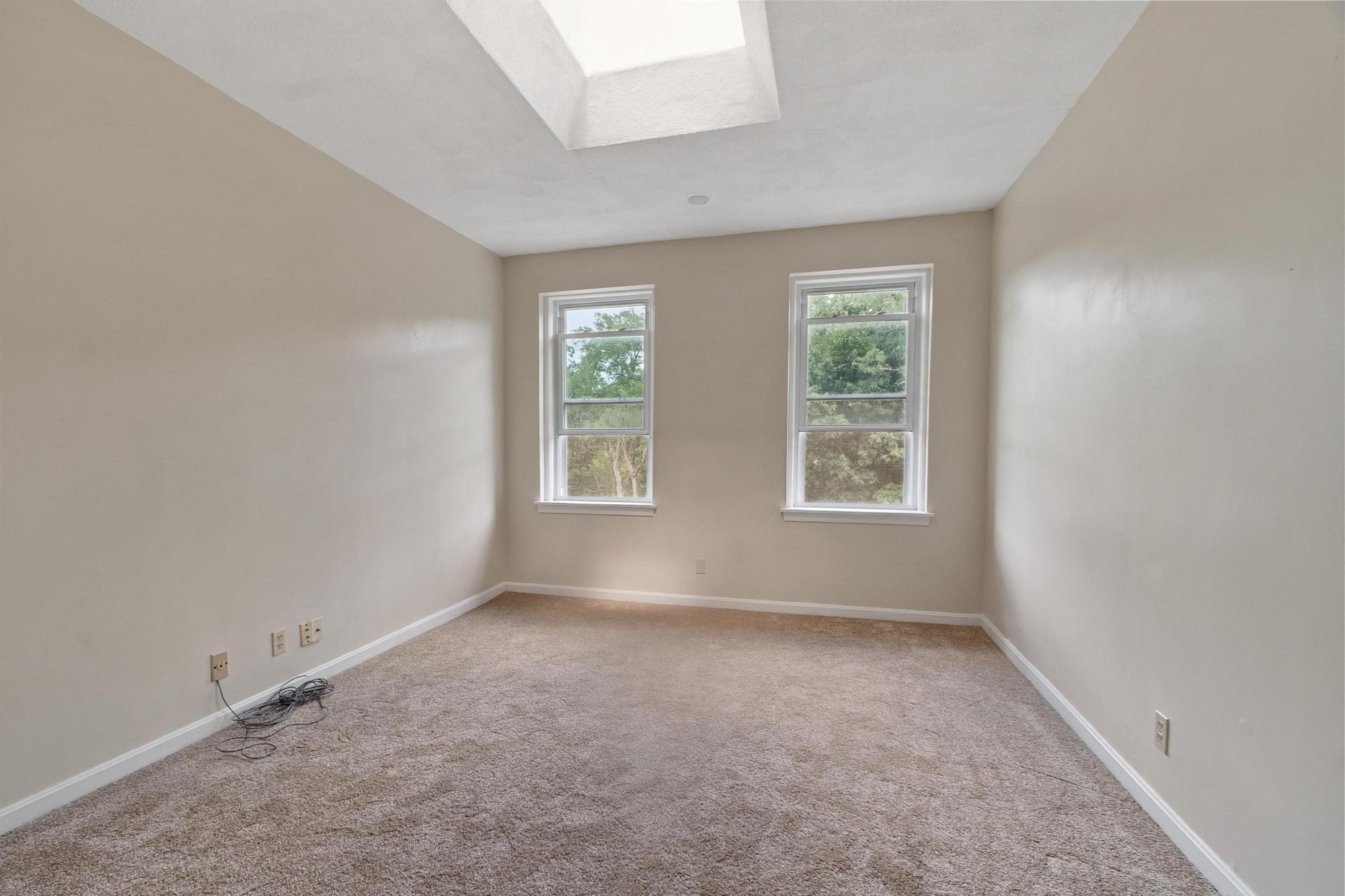 1409 Commonwealth Avenue # 502 Property Photo 4