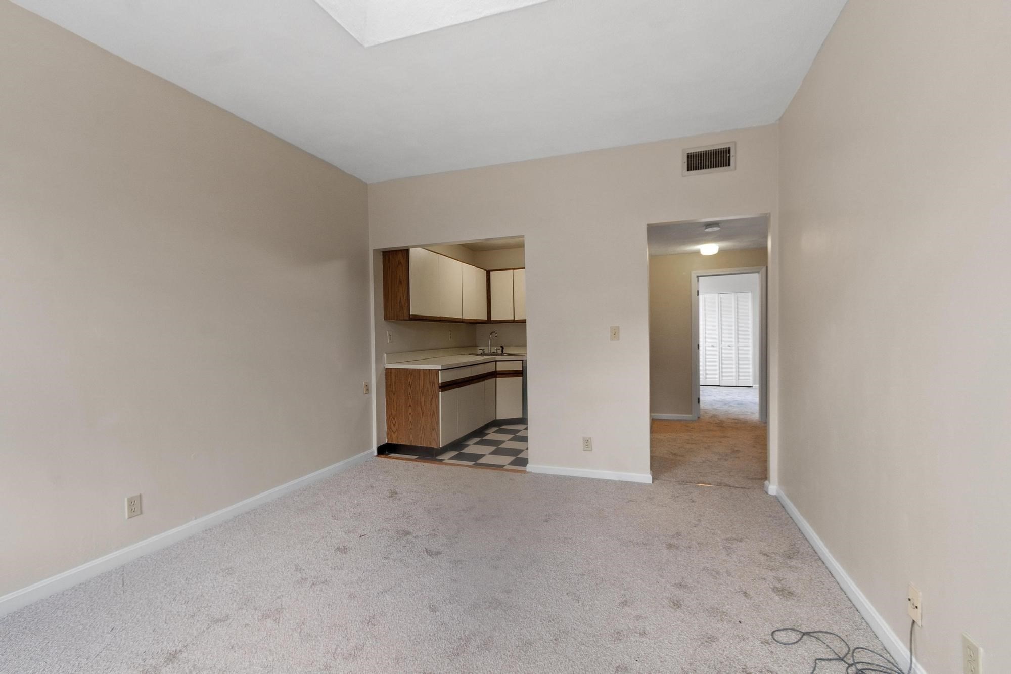 1409 Commonwealth Avenue # 502 Property Photo 6