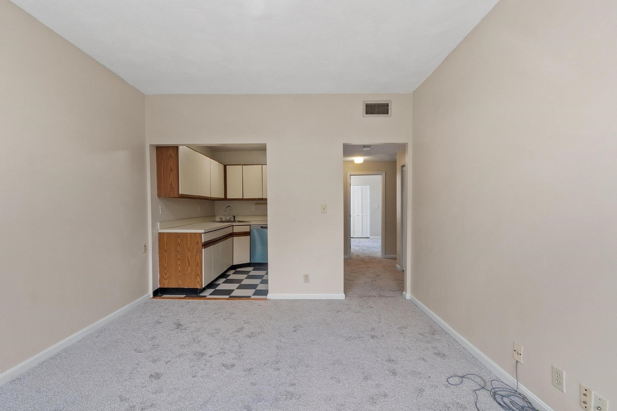 1409 Commonwealth Avenue # 502 Property Photo 7