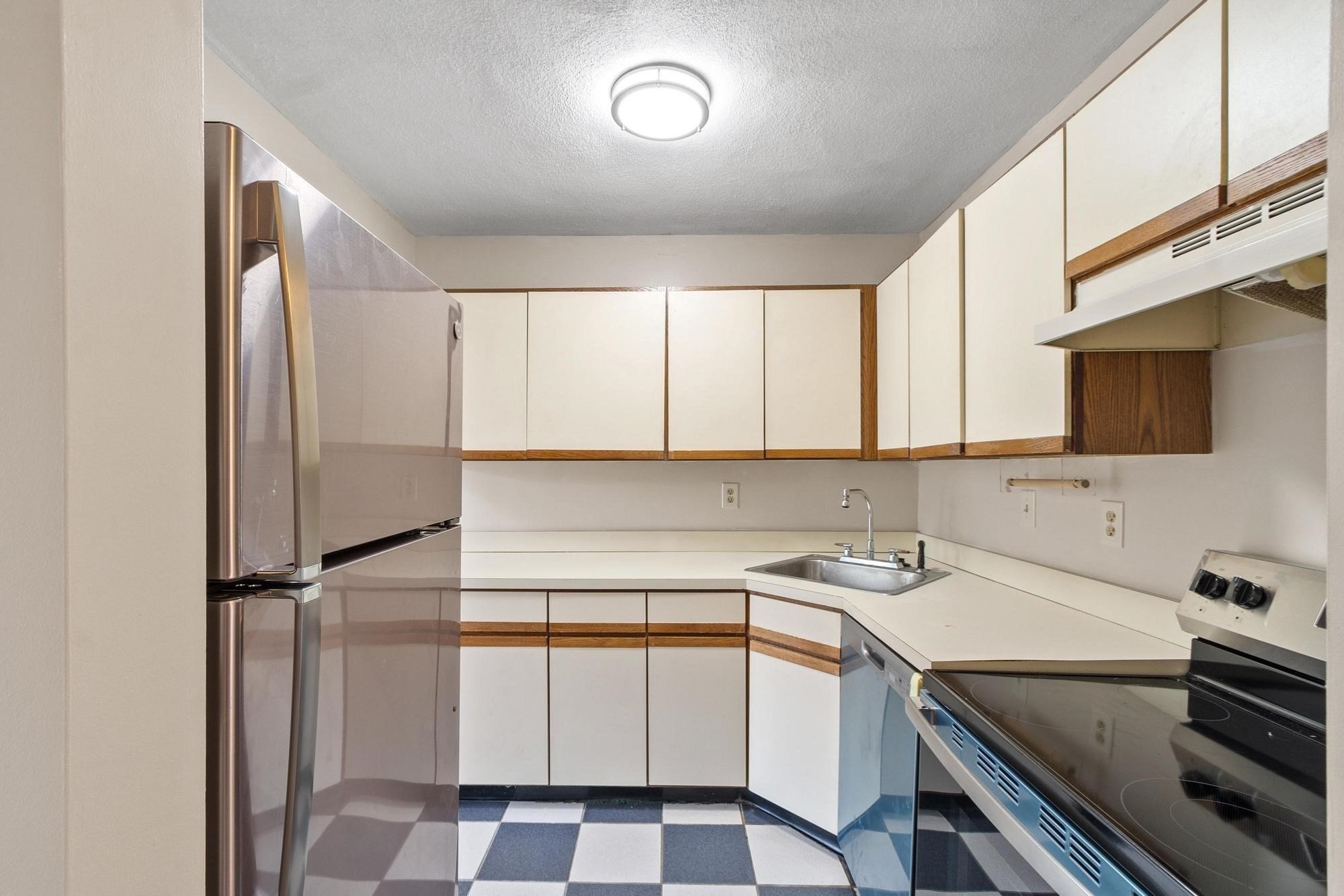 1409 Commonwealth Avenue # 502 Property Photo 10