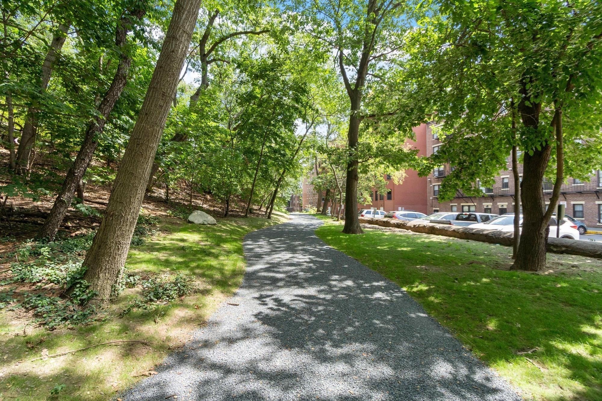 1409 Commonwealth Avenue # 502 Property Photo 26