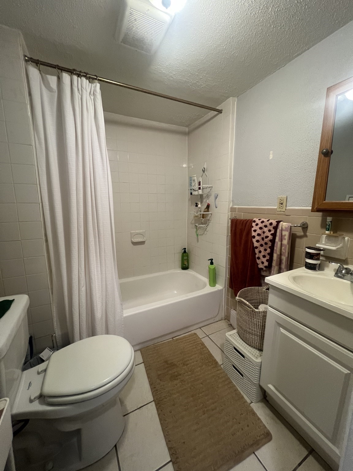 14 Cross St East # 2 Property Photo 11