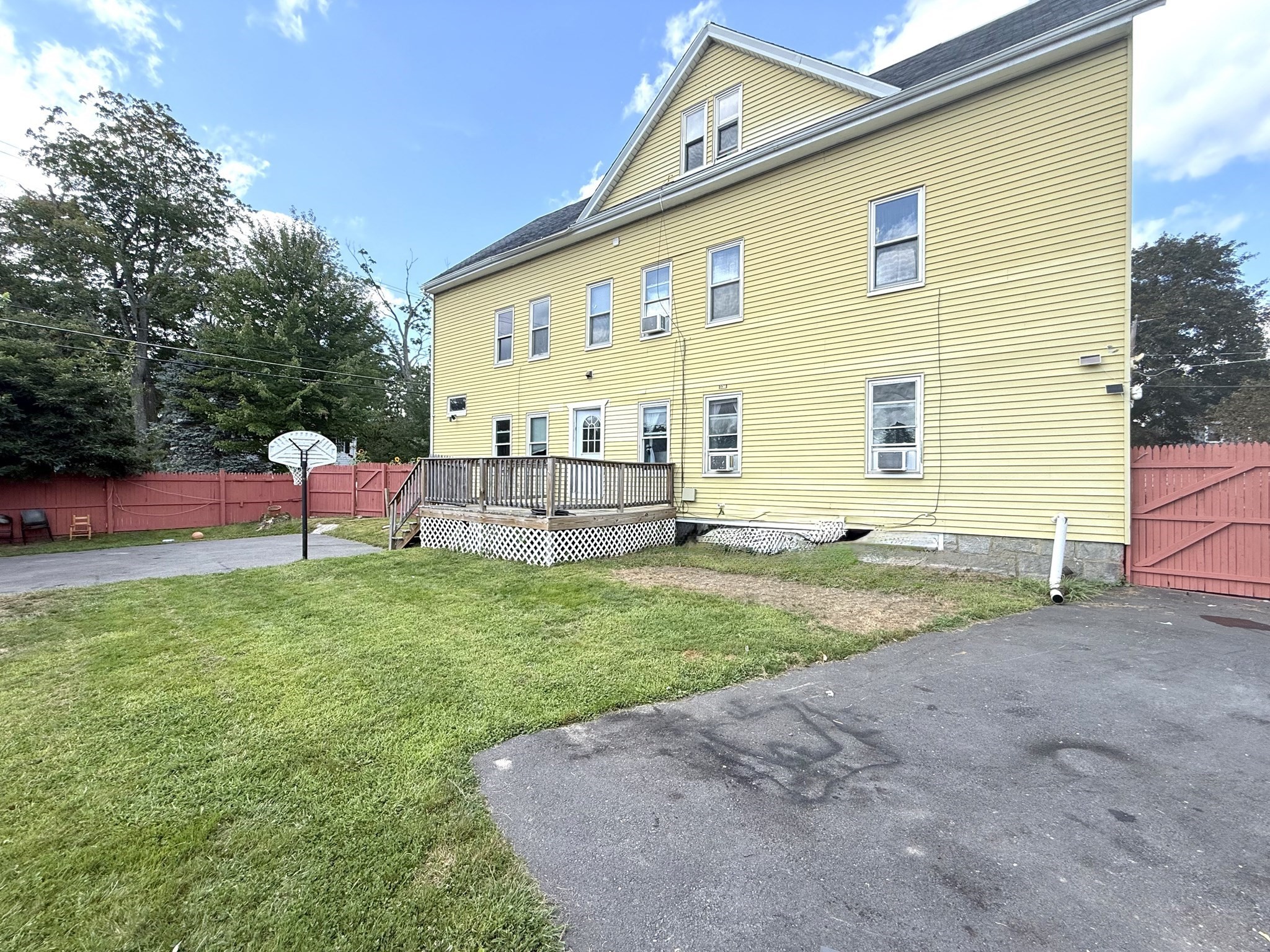 272 South Street Property Photo 2
