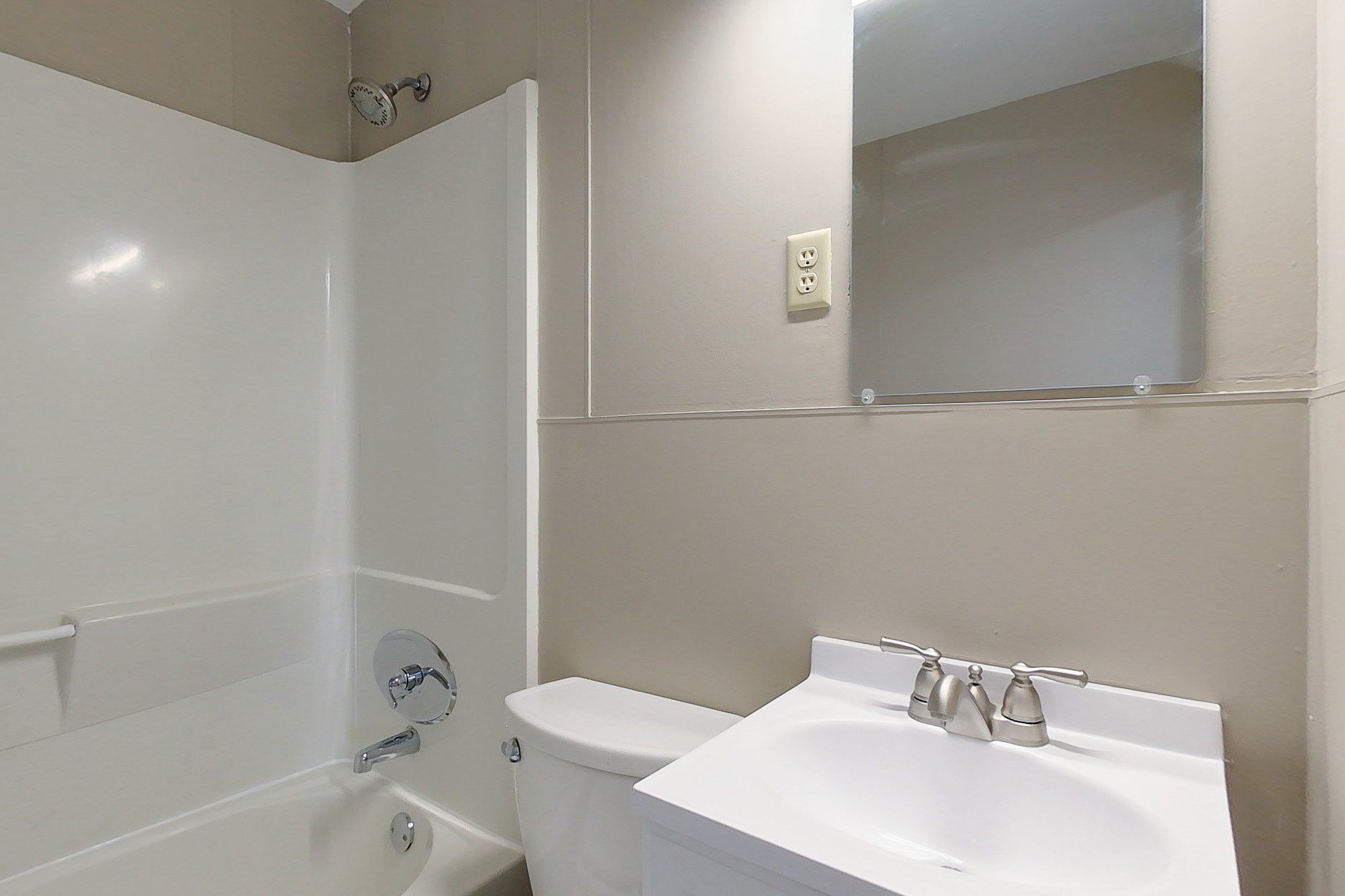 10 Tucker St # 2 Property Photo 15